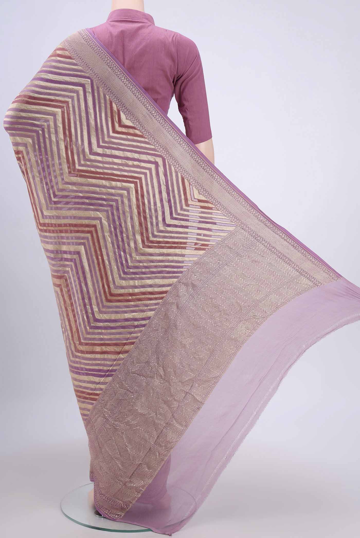 Lavender Banarasi Georgette Saree - Image 3