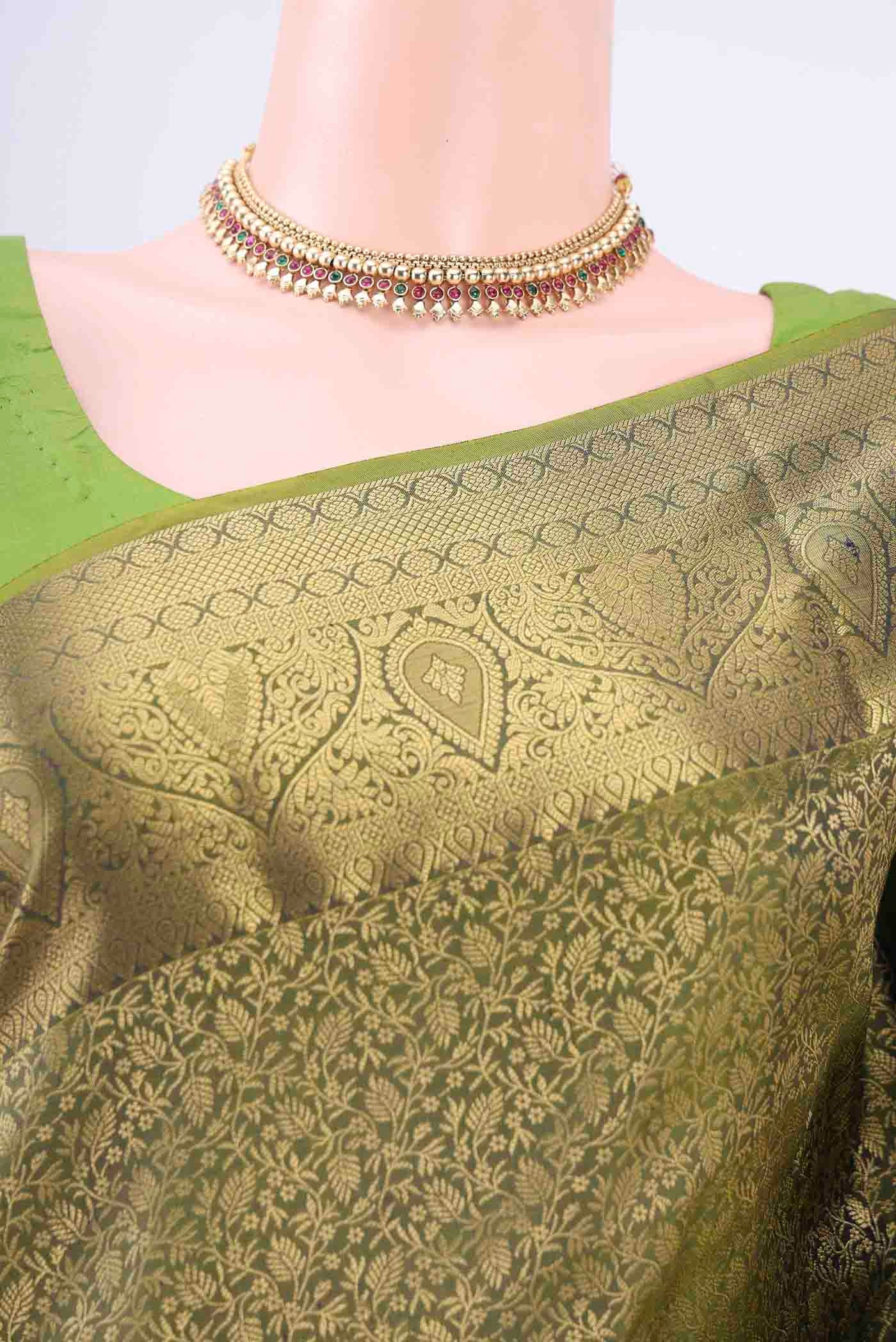 Mehandi Green Bangalore Silk Saree - Image 2