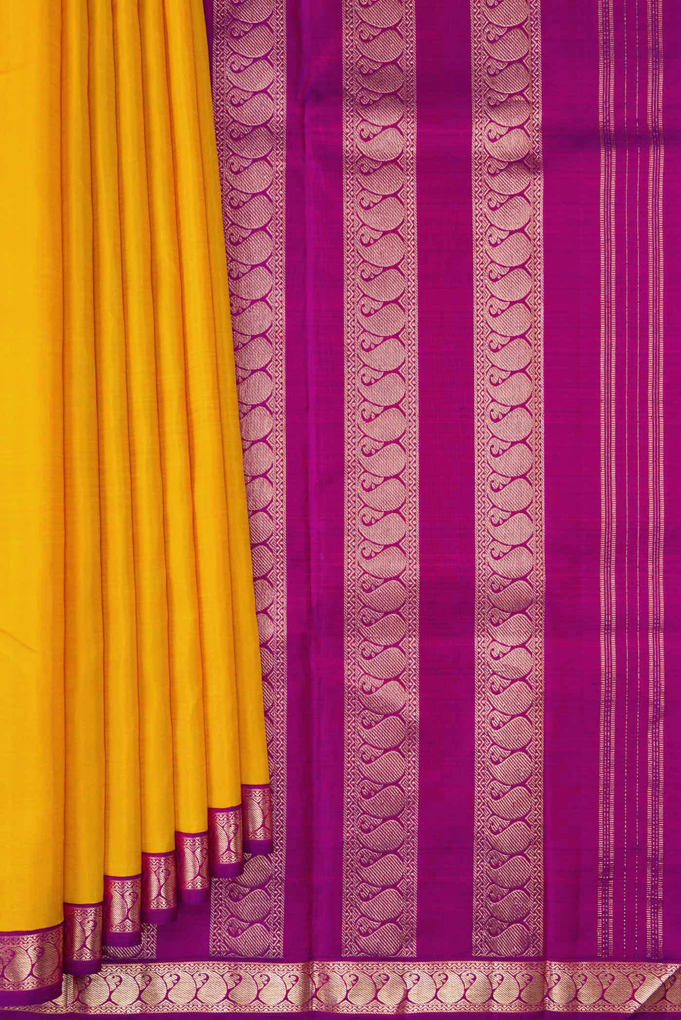 Pure Silk Pure Zari Yellow Kanjivaram Saree - Image 4