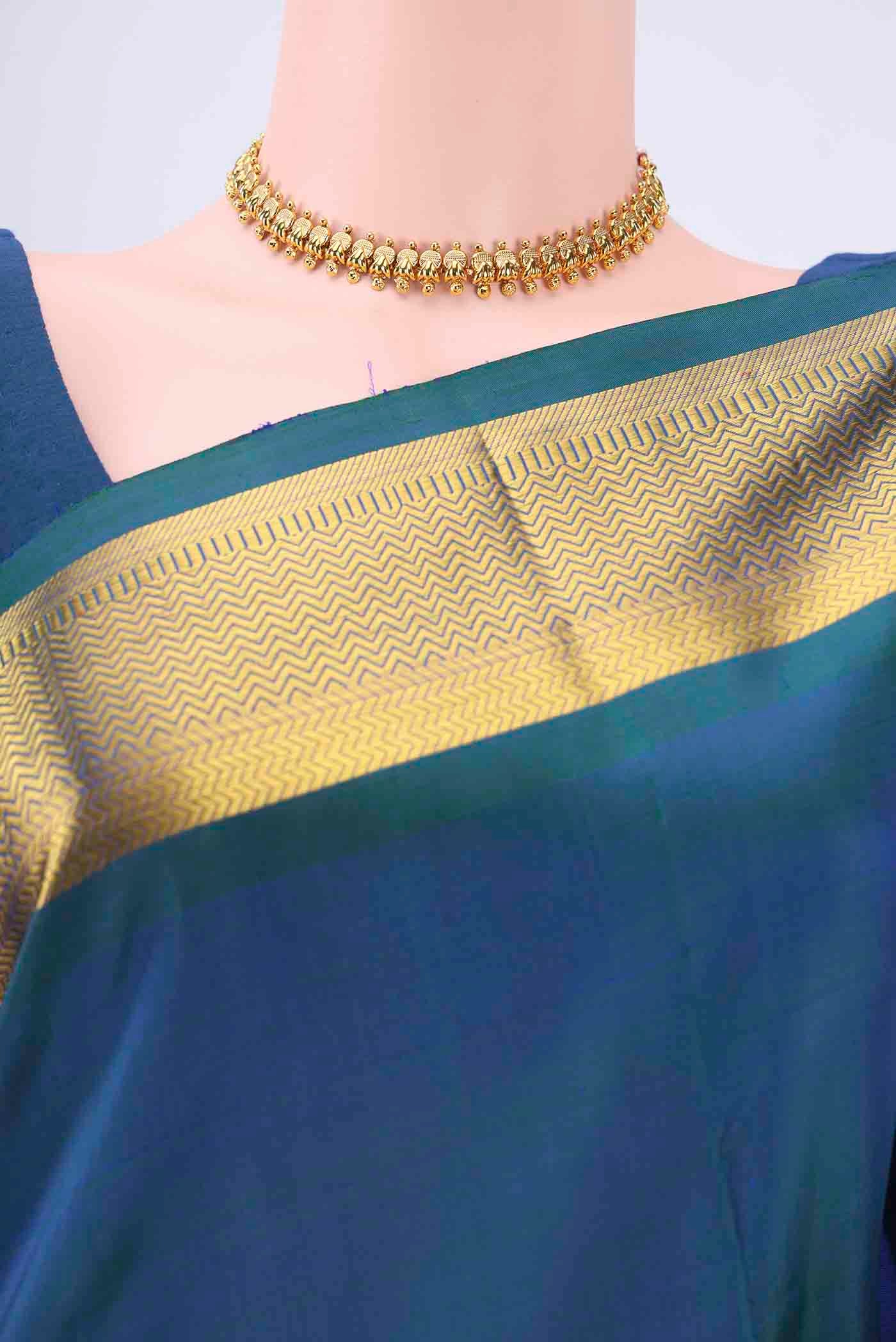 Navy Blue Dual Tone Kanchipuram Saree - Image 2