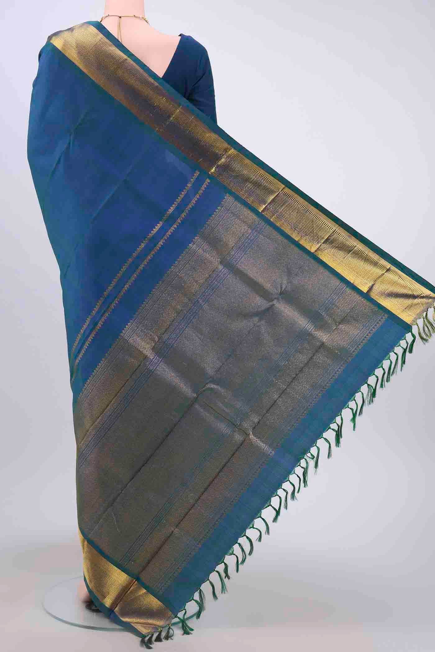 Navy Blue Dual Tone Kanchipuram Saree - Image 3