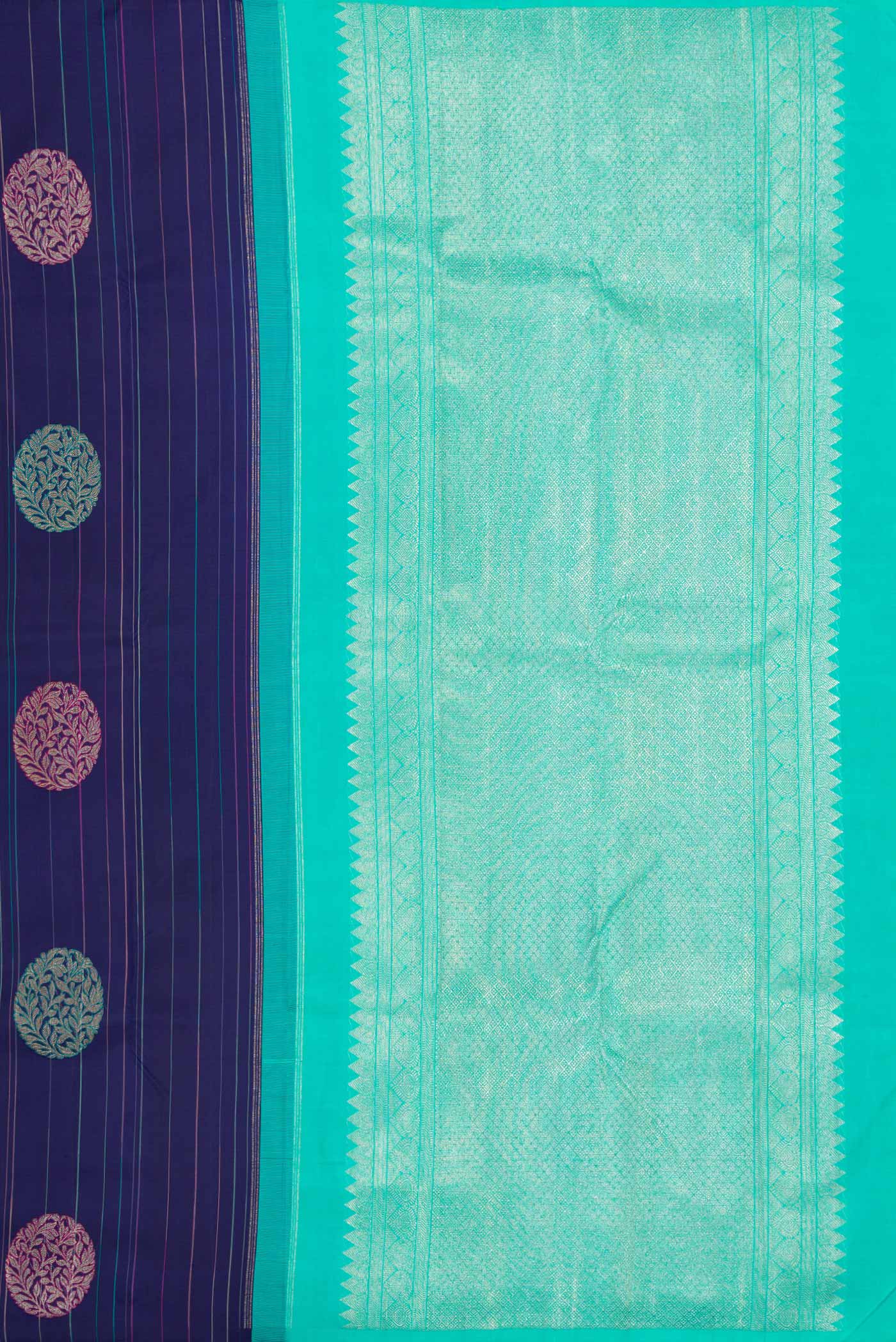 Navy Blue Dual Tone Kanjivaram Silk Saree - Image 6