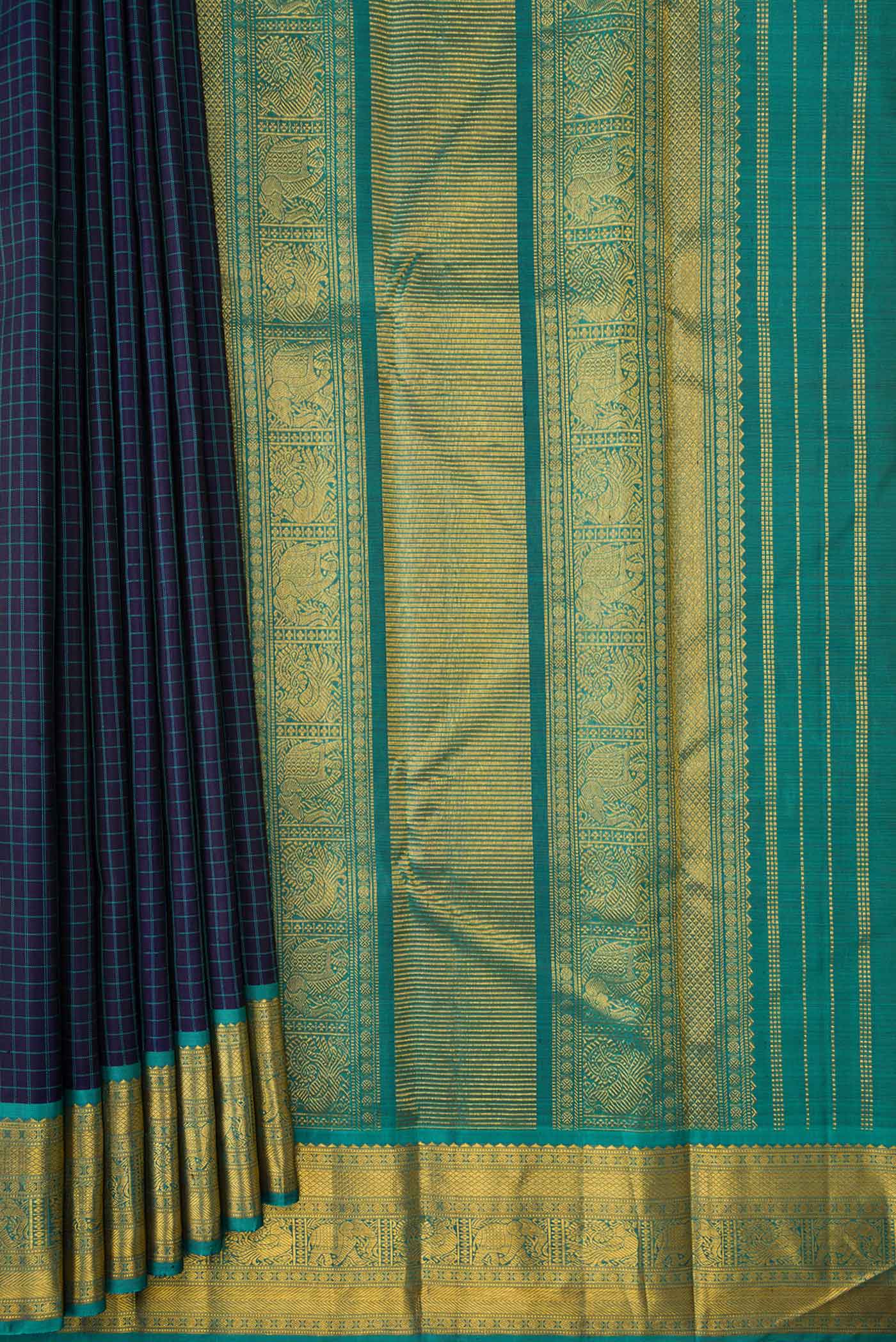 Navy Blue Dual Tone Kanchipuram Silk Saree - Image 4