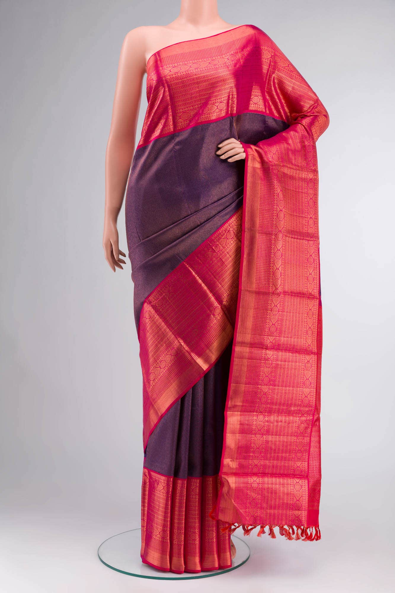 Navy Blue Kanchipuram Silk Saree - Image 7
