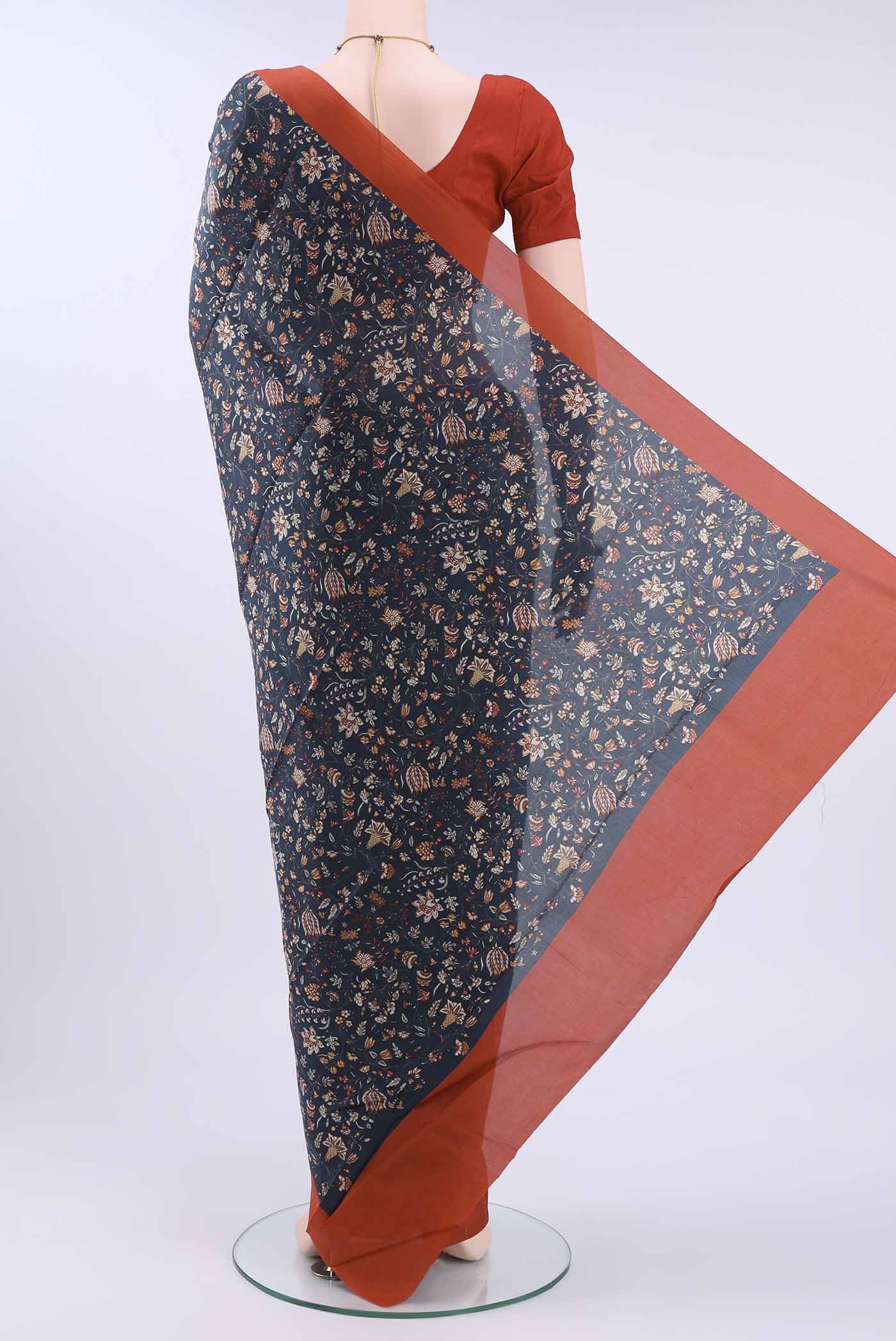 Navy Blue Printed Silk Saree - Image 3