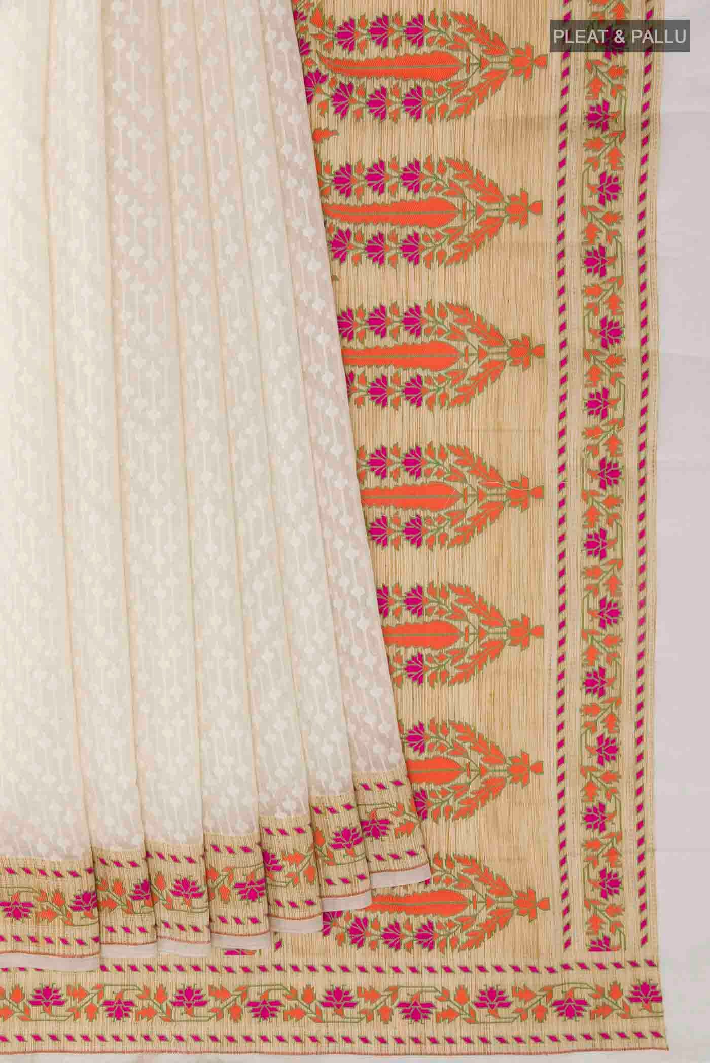 Off White Banarasi Kora Silk Saree - Image 4