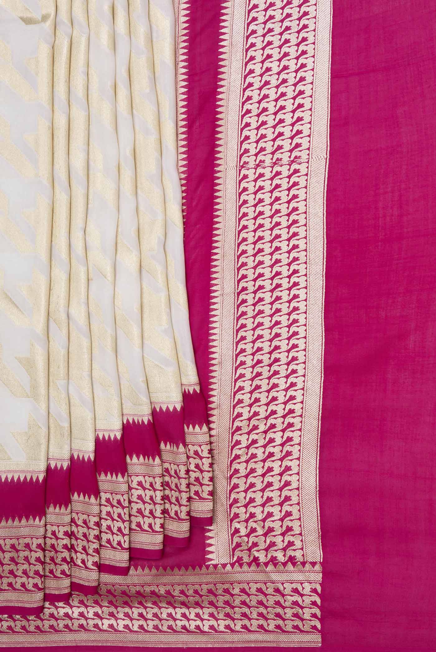 Off White Dual Tone Banarasi Silk Saree - Image 4