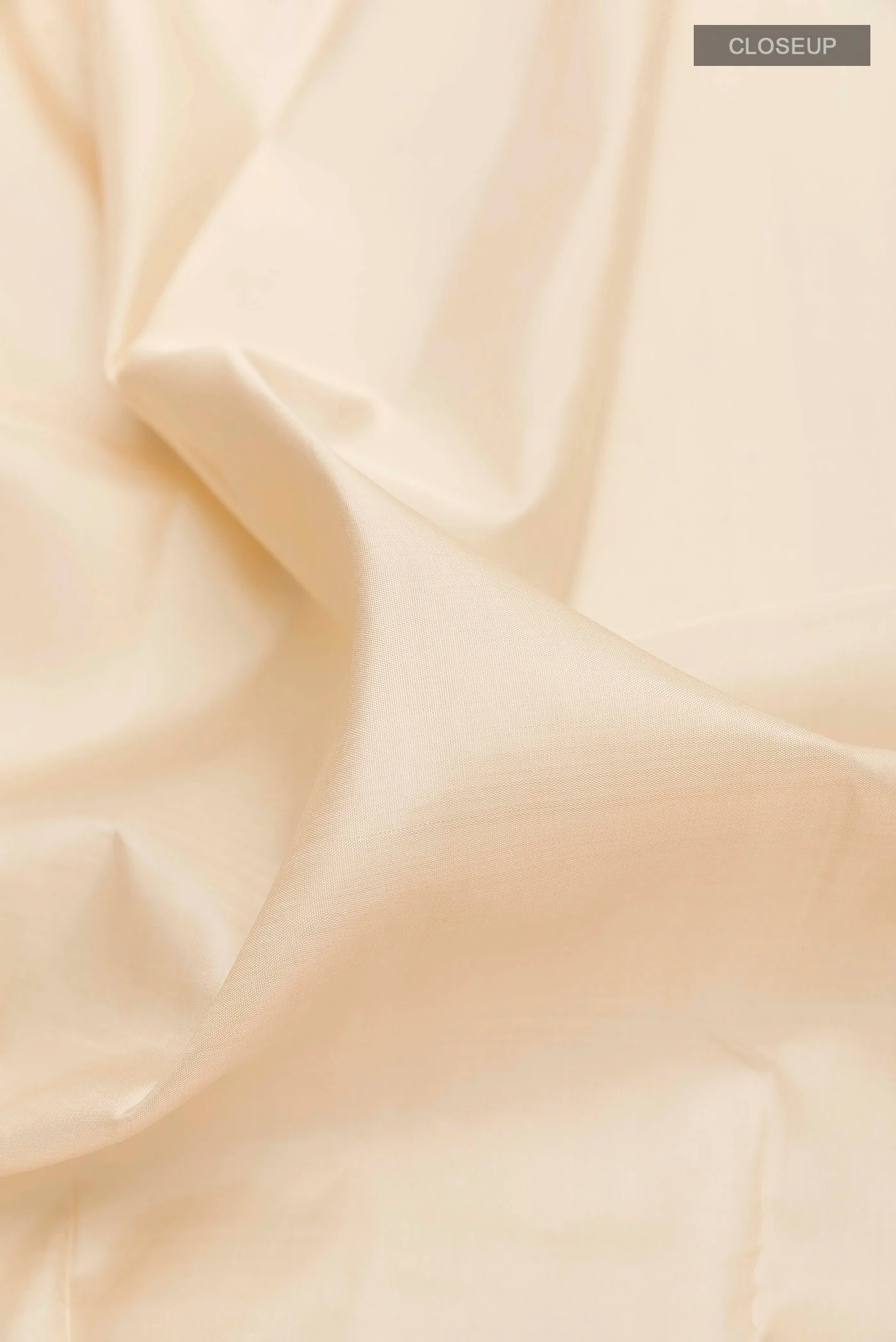 Off White Kanjivaram Silk Saree - Image 2