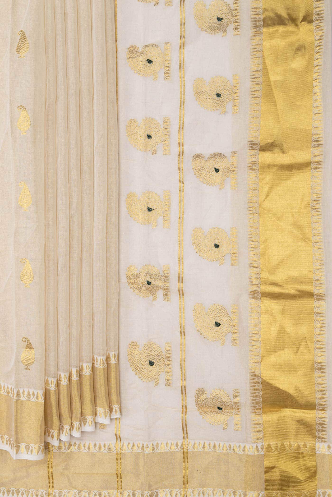 Off White Kerala Cotton Saree - Image 2