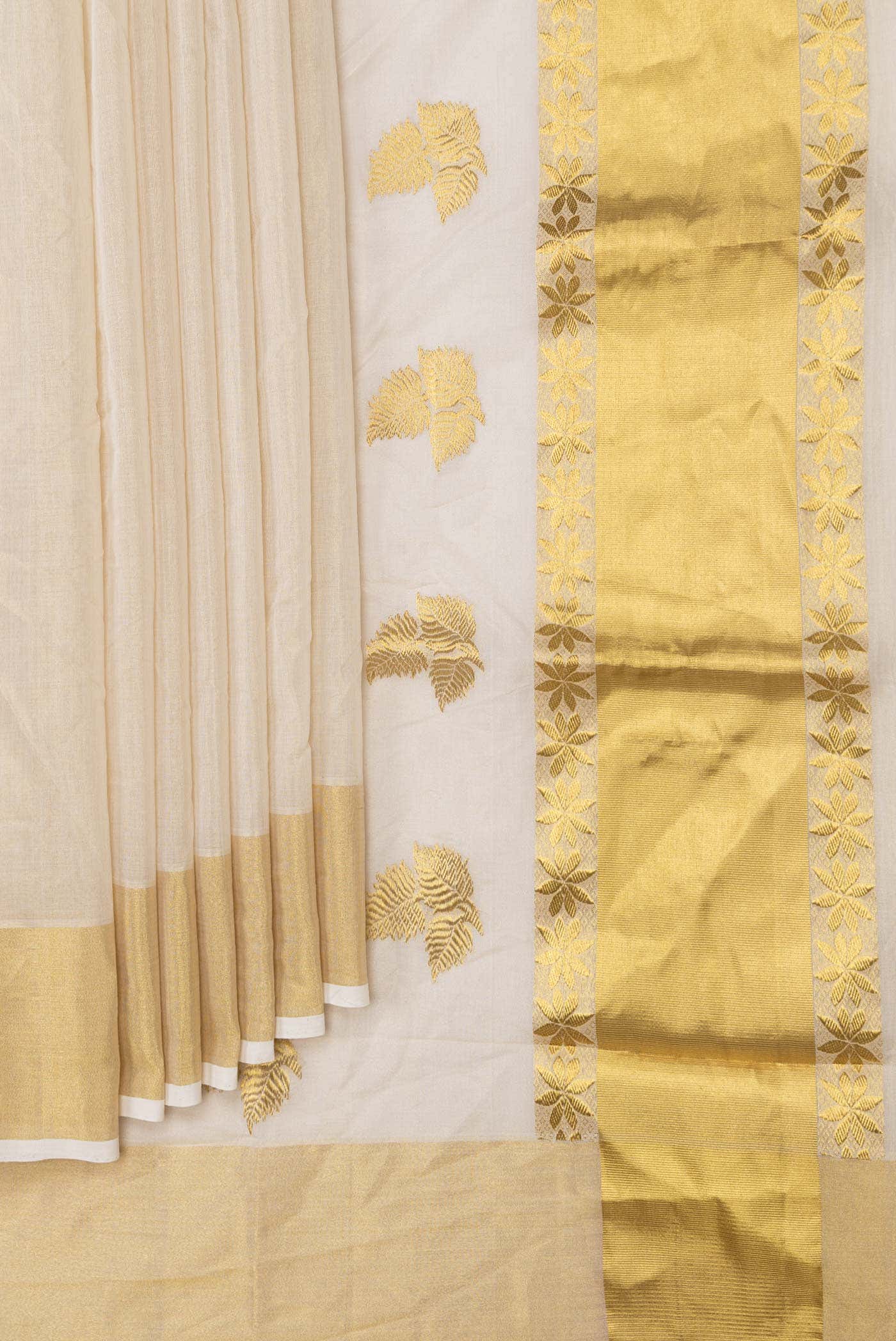 Off White Kerala Cotton Saree - Image 2