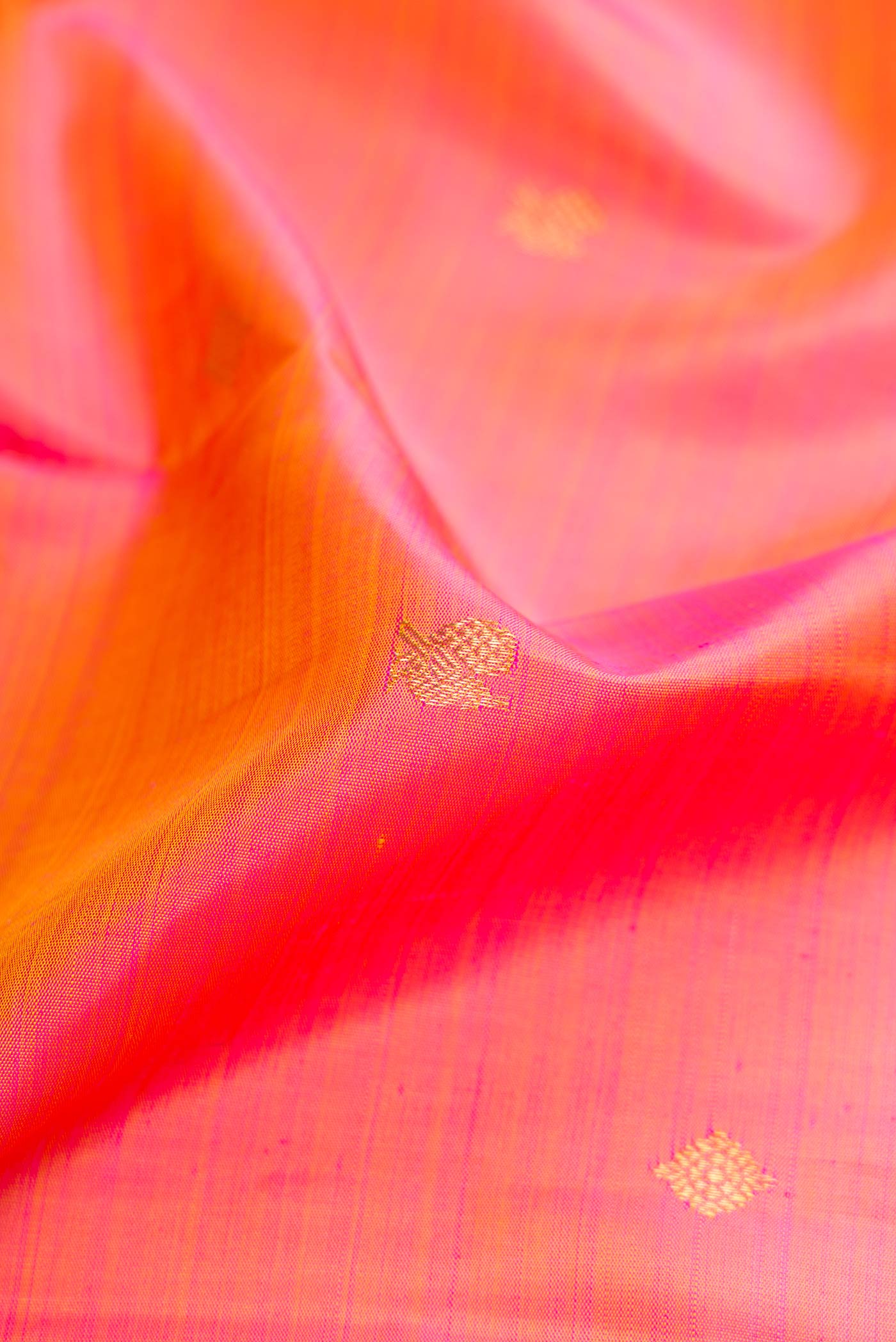 Pink with Yellow Color Kanjivaram Silk Saree - Image 2