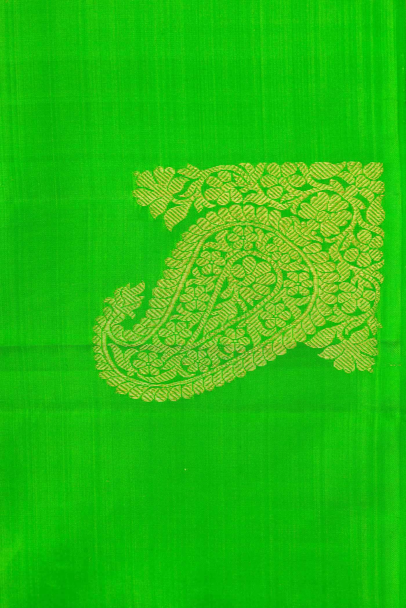 Parrot Green Dual Tone Kanjivaram Silk Saree - Image 3