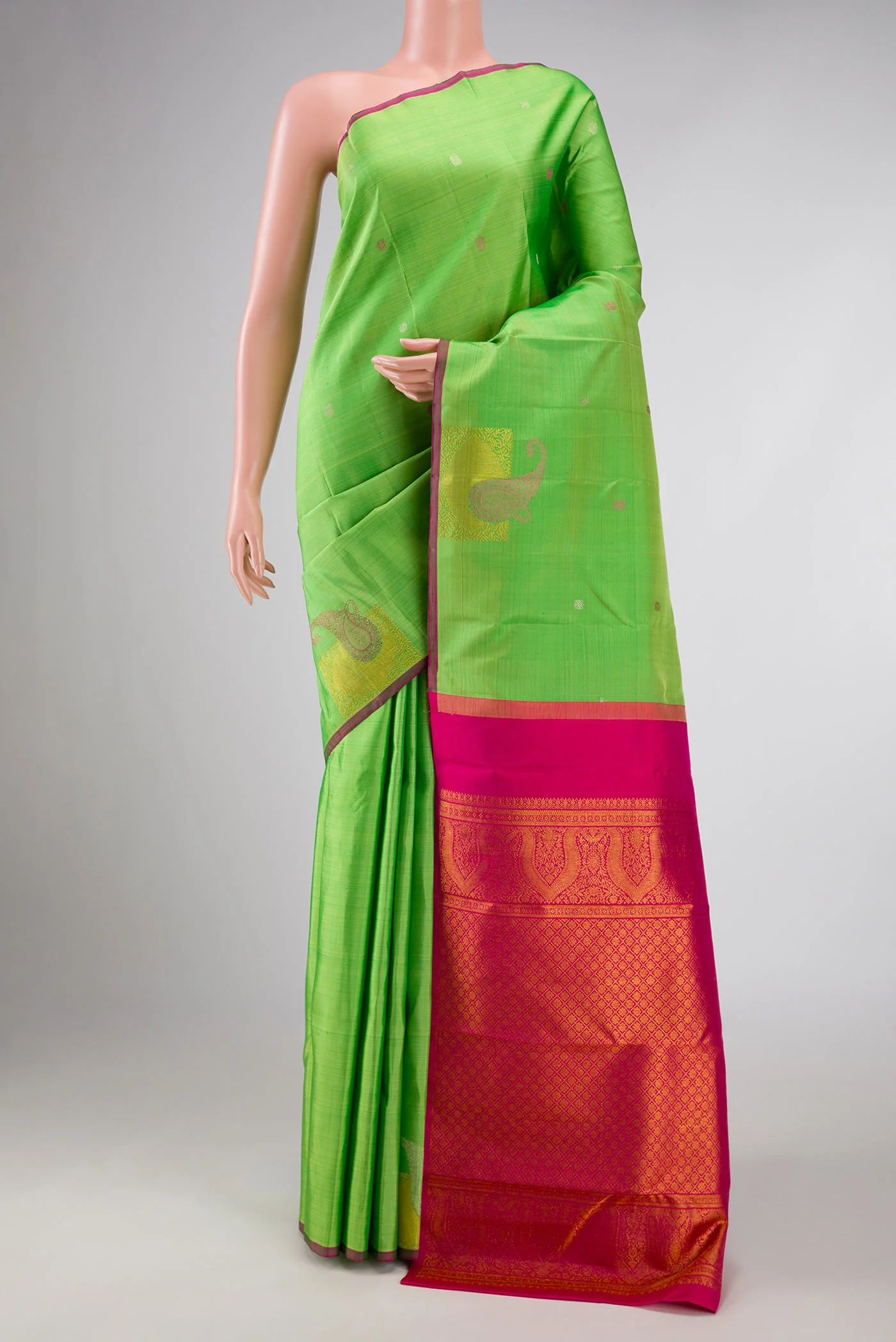 Parrot Green Dual Tone Kanjivaram Silk Saree