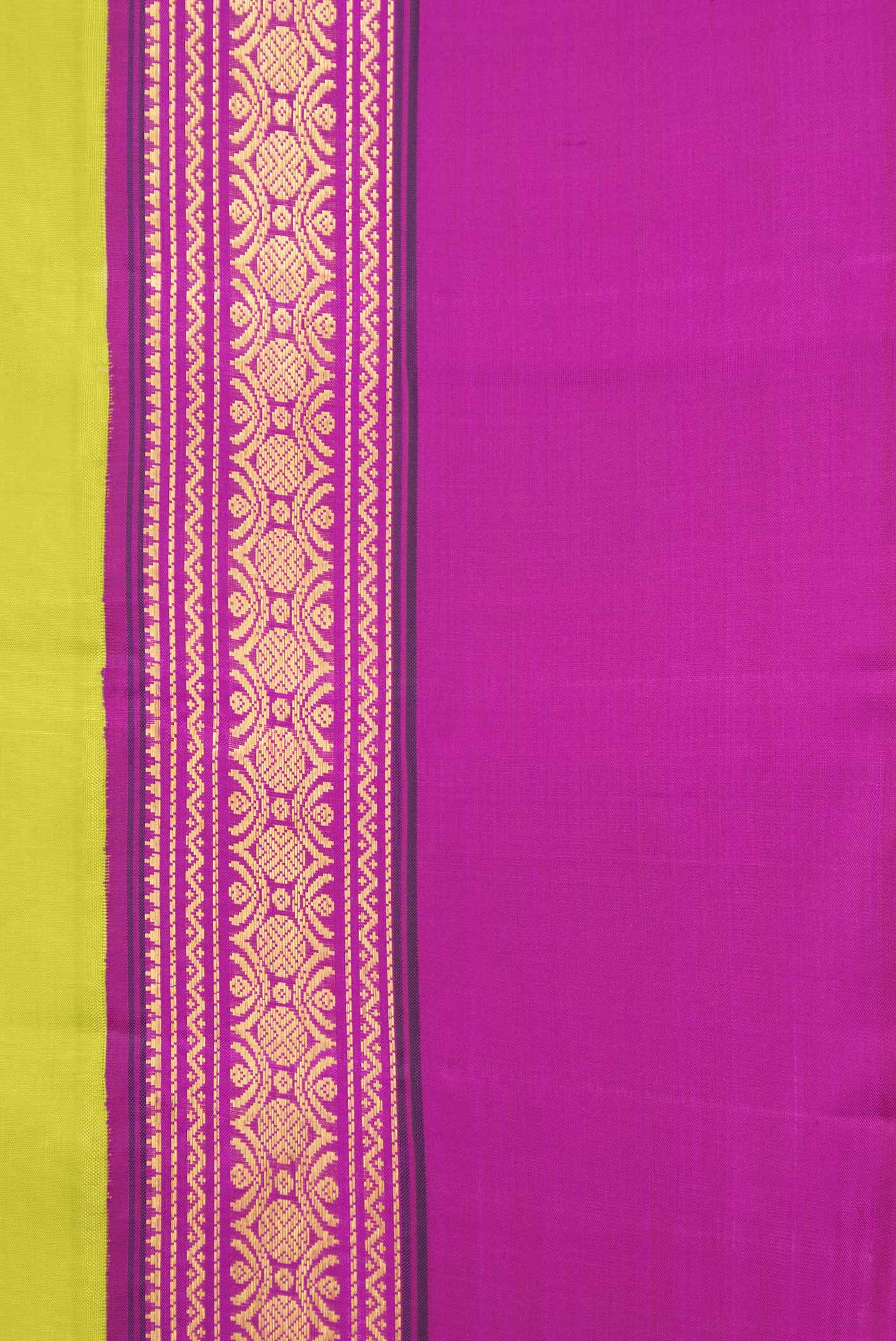 Parrot Green Dual Tone Kanjivaram Silk Saree - Image 3