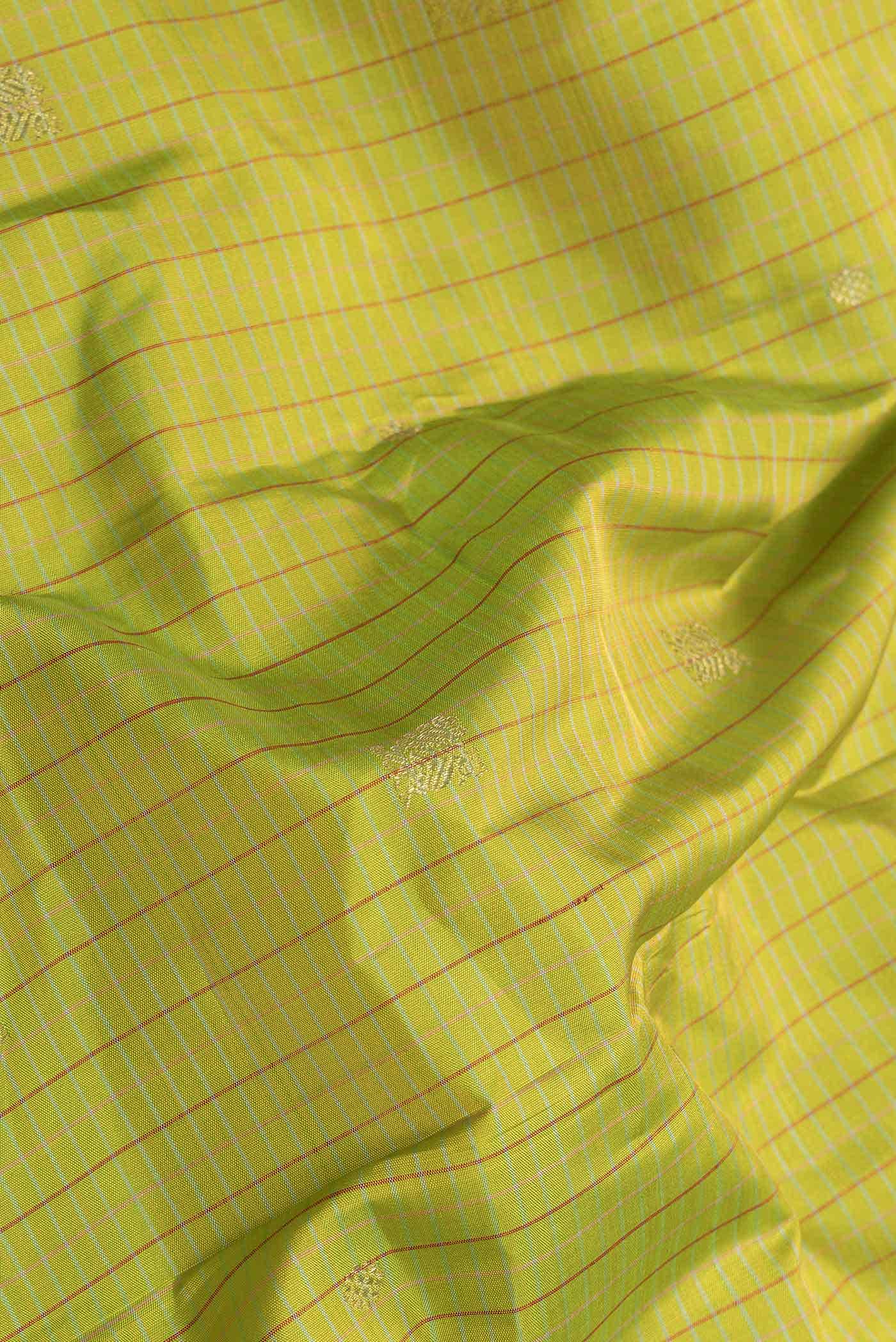 Pure Silk Pure Zari Parrot Green Dual Tone Kanchipuram Saree - Image 3