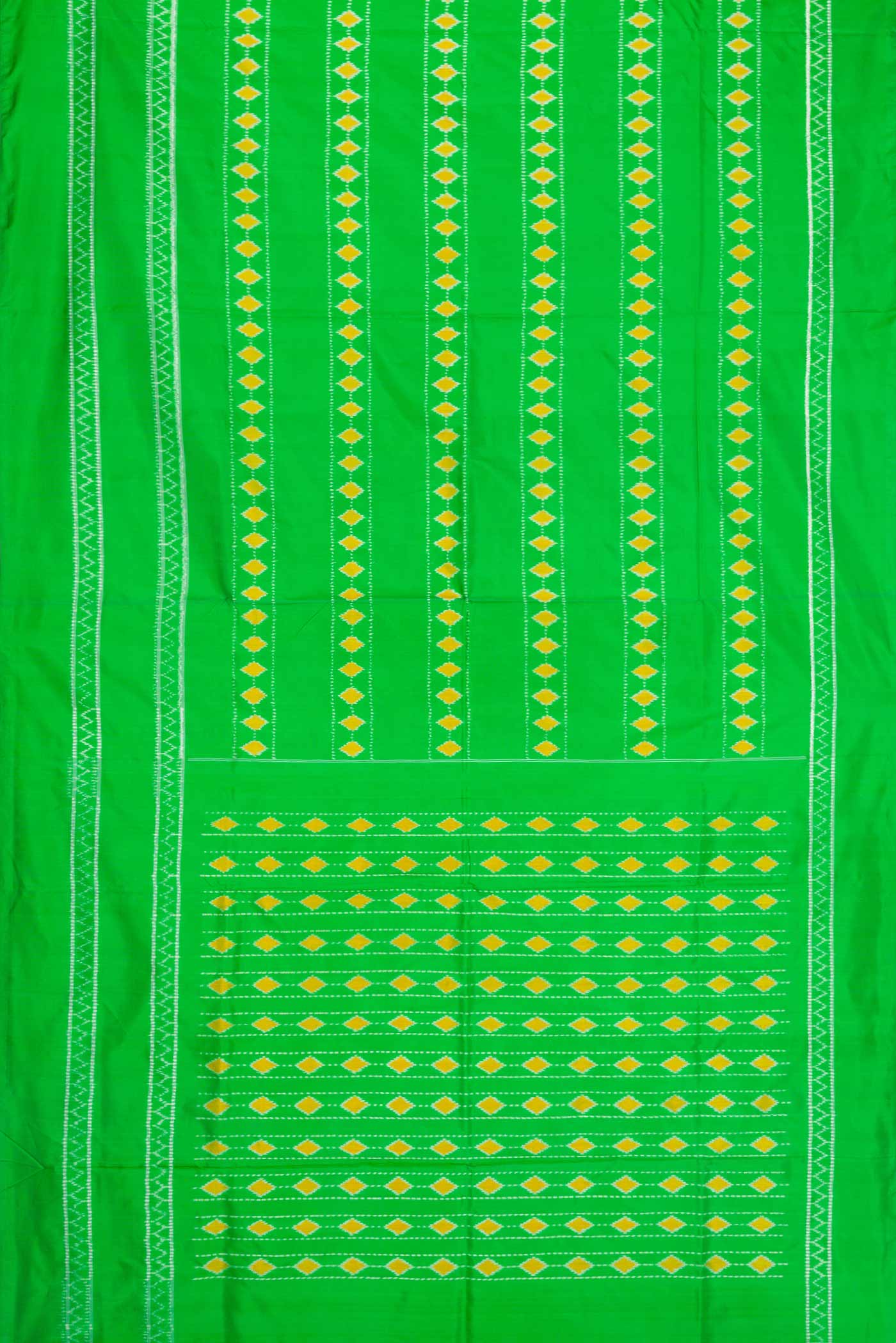 Parrot Green Dual Tone Rajkot Patola Silk Saree - Image 6