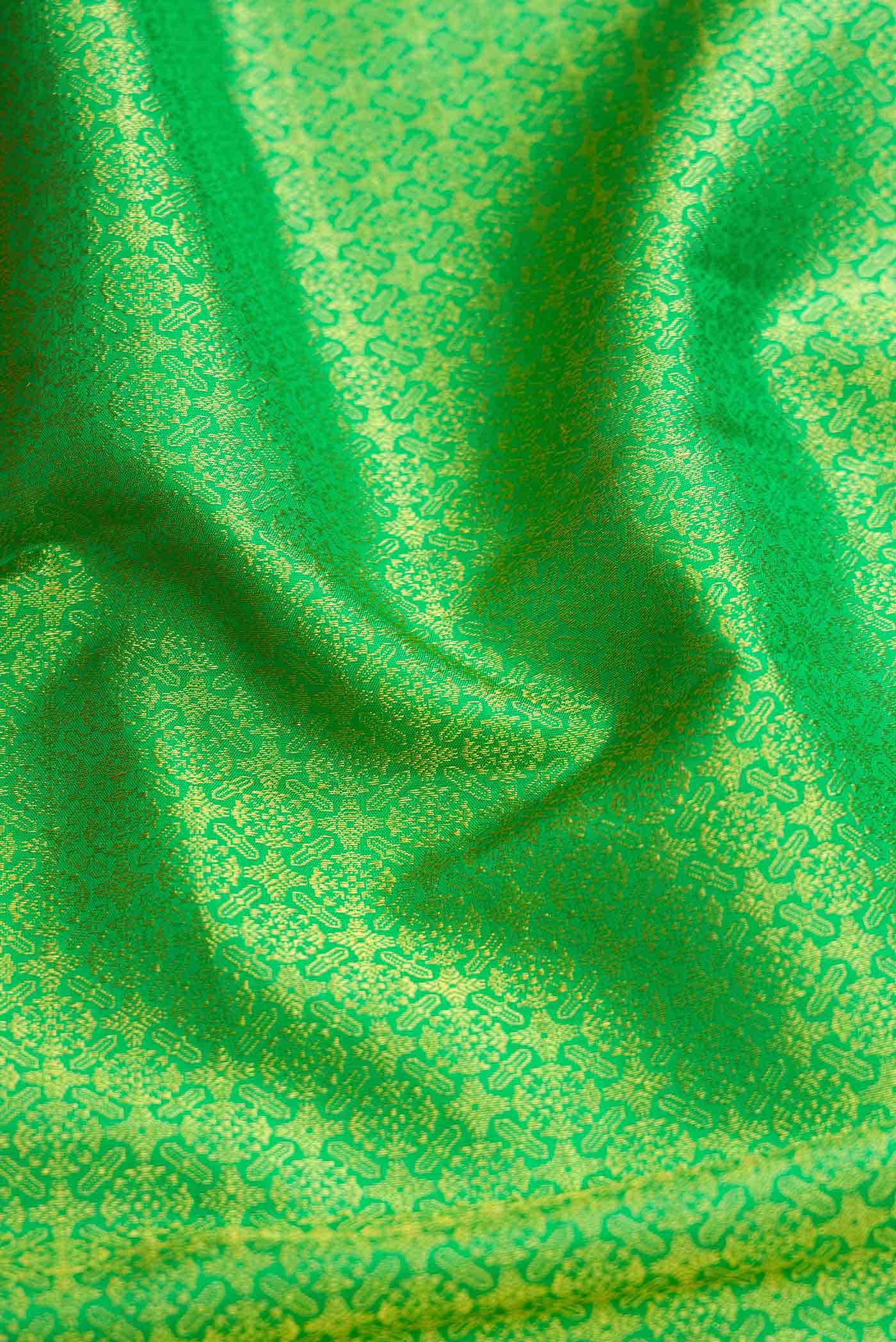 Parrot Green Kanchipuram Silk Saree - Image 9