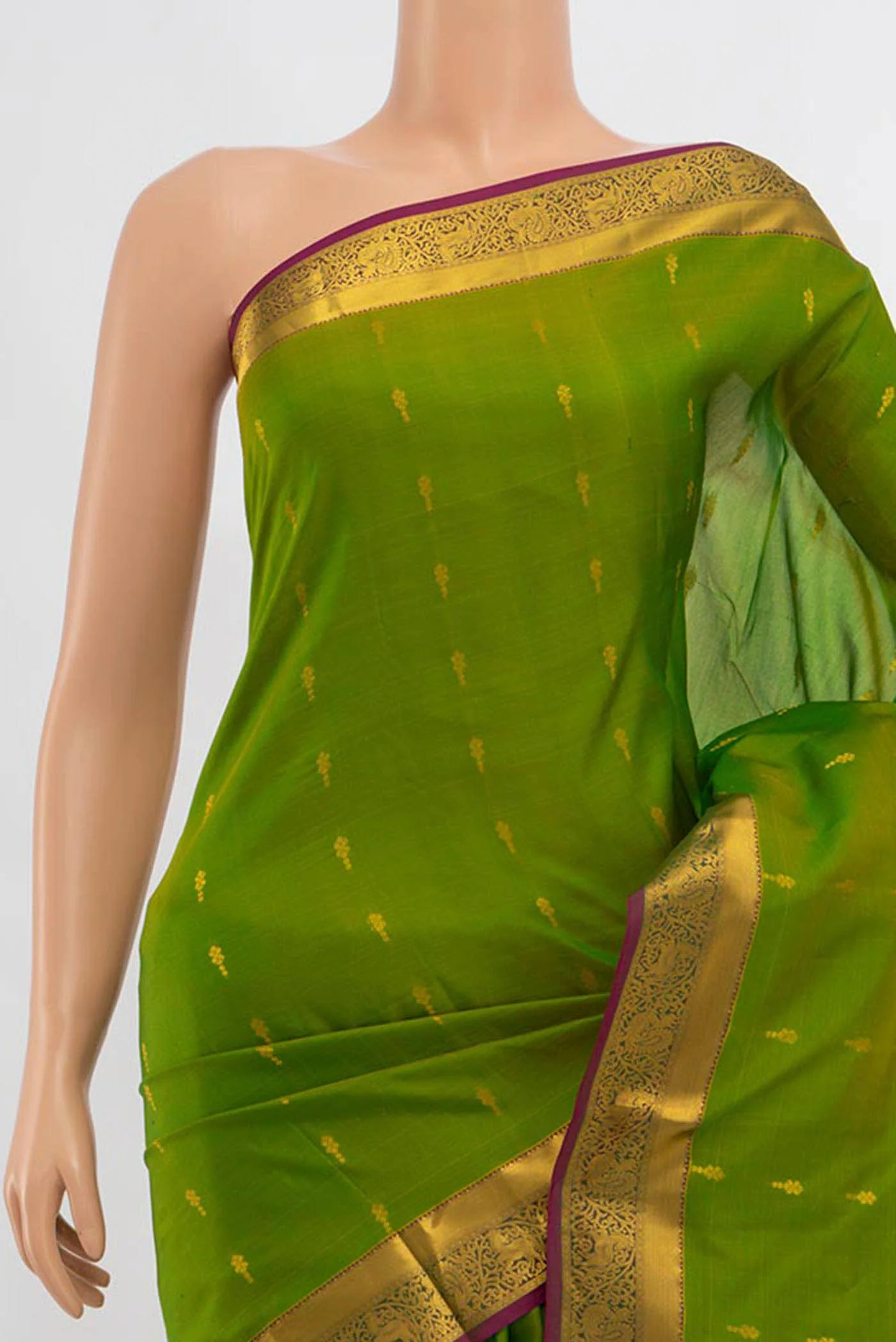 Green Kanjivaram Silk Saree - Image 2