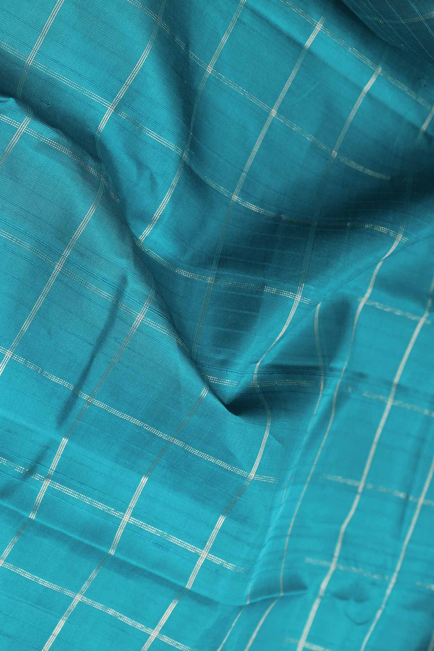 Peacock Blue Dual Tone Kanchipuram Saree - Image 2