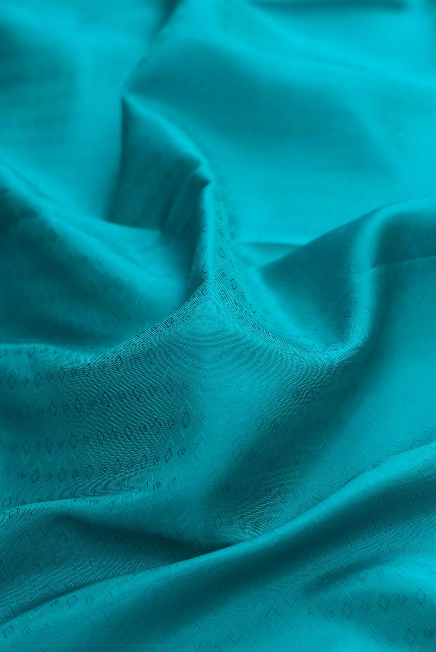 Peacock Blue Dual Tone Kanjivaram Silk Saree - Image 2
