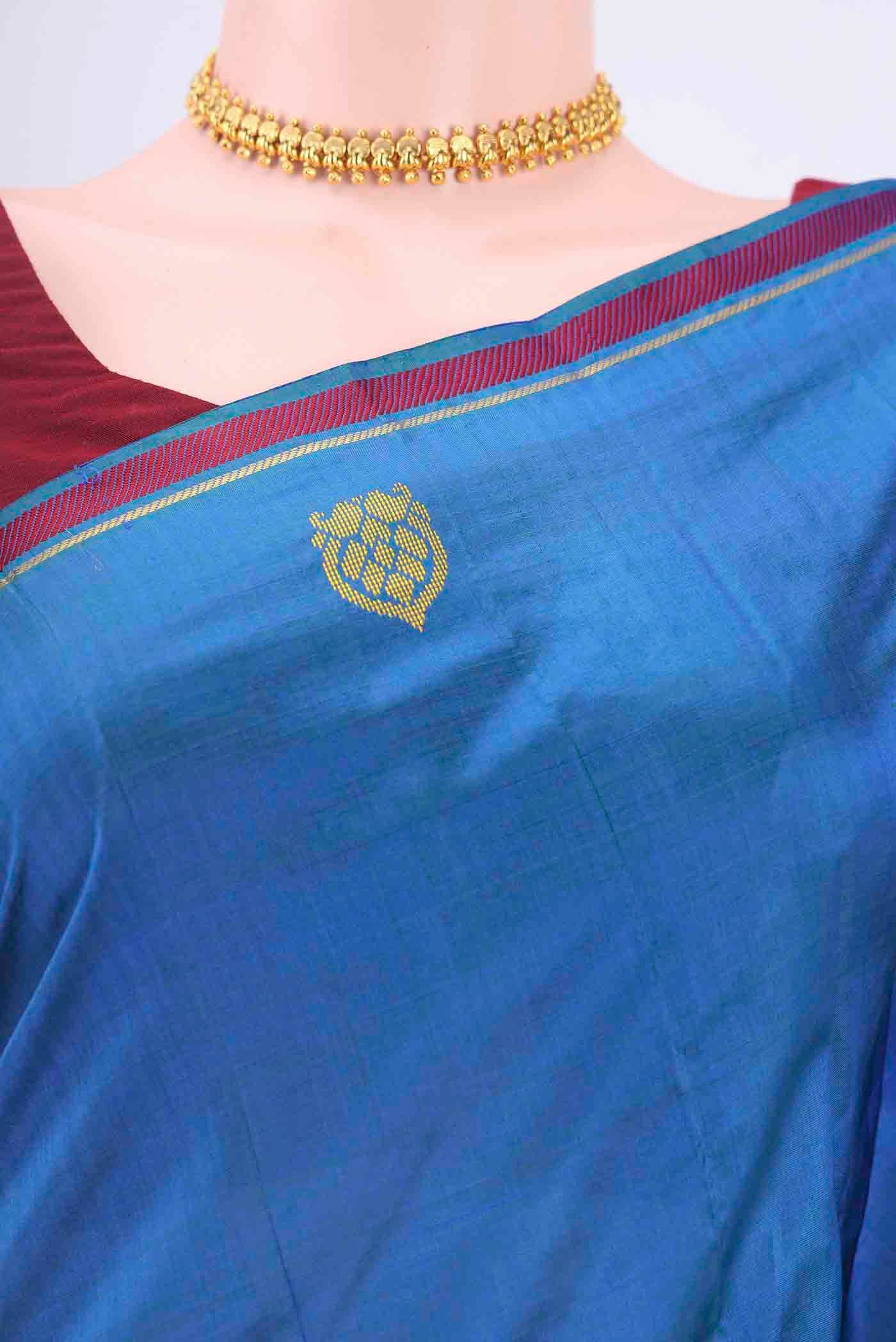 Peacock Blue Dual Tone Kanchipuram Silk Saree - Image 2