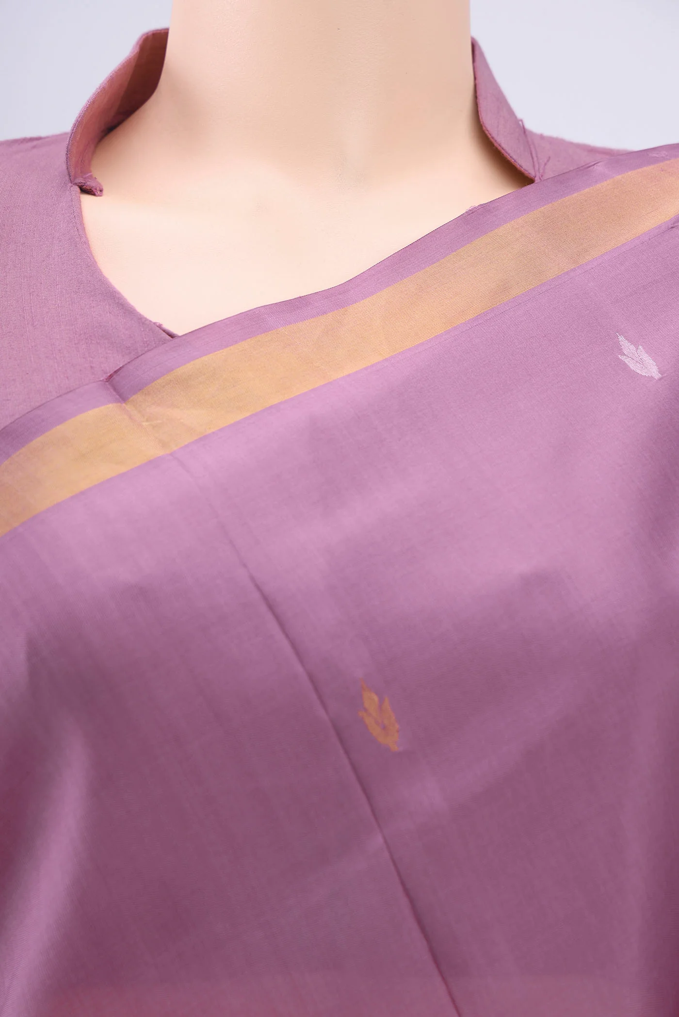 Lavender Uppada Silk Saree - Image 2