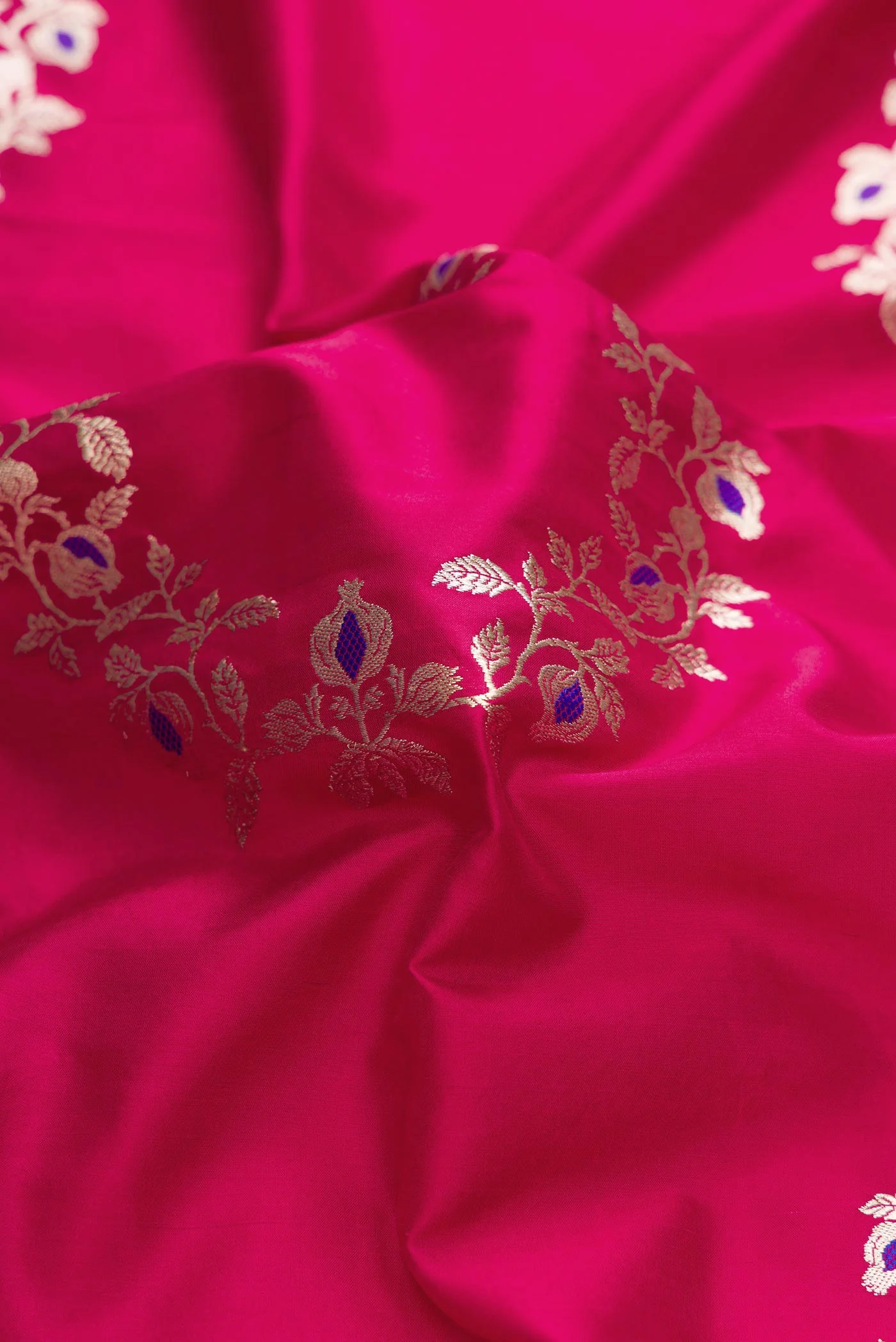Pink Dual Tone Banarasi Silk Saree - Image 2