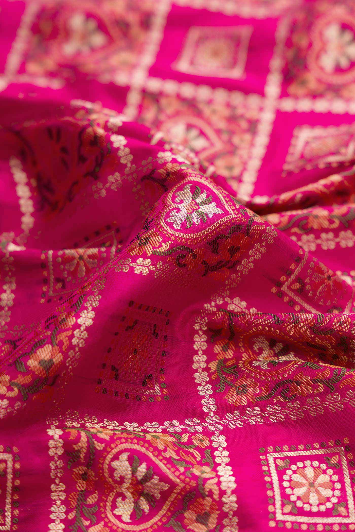 Pink Dual Tone Banarasi Silk Saree - Image 2