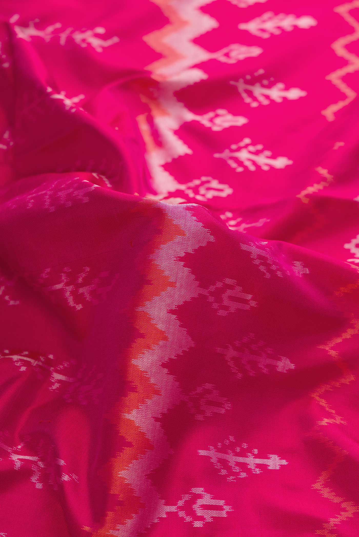 Pink Dual Tone Double Ikat Saree - Image 2