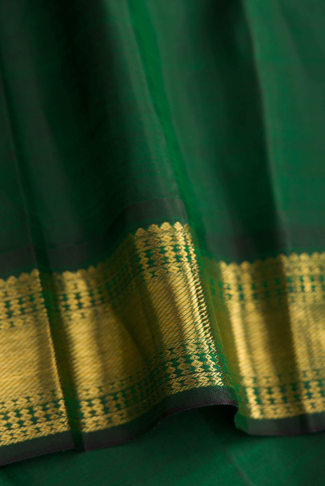 Pure Silk Pure Zari Pink Dual Tone Kanjivaram Saree - Image 6