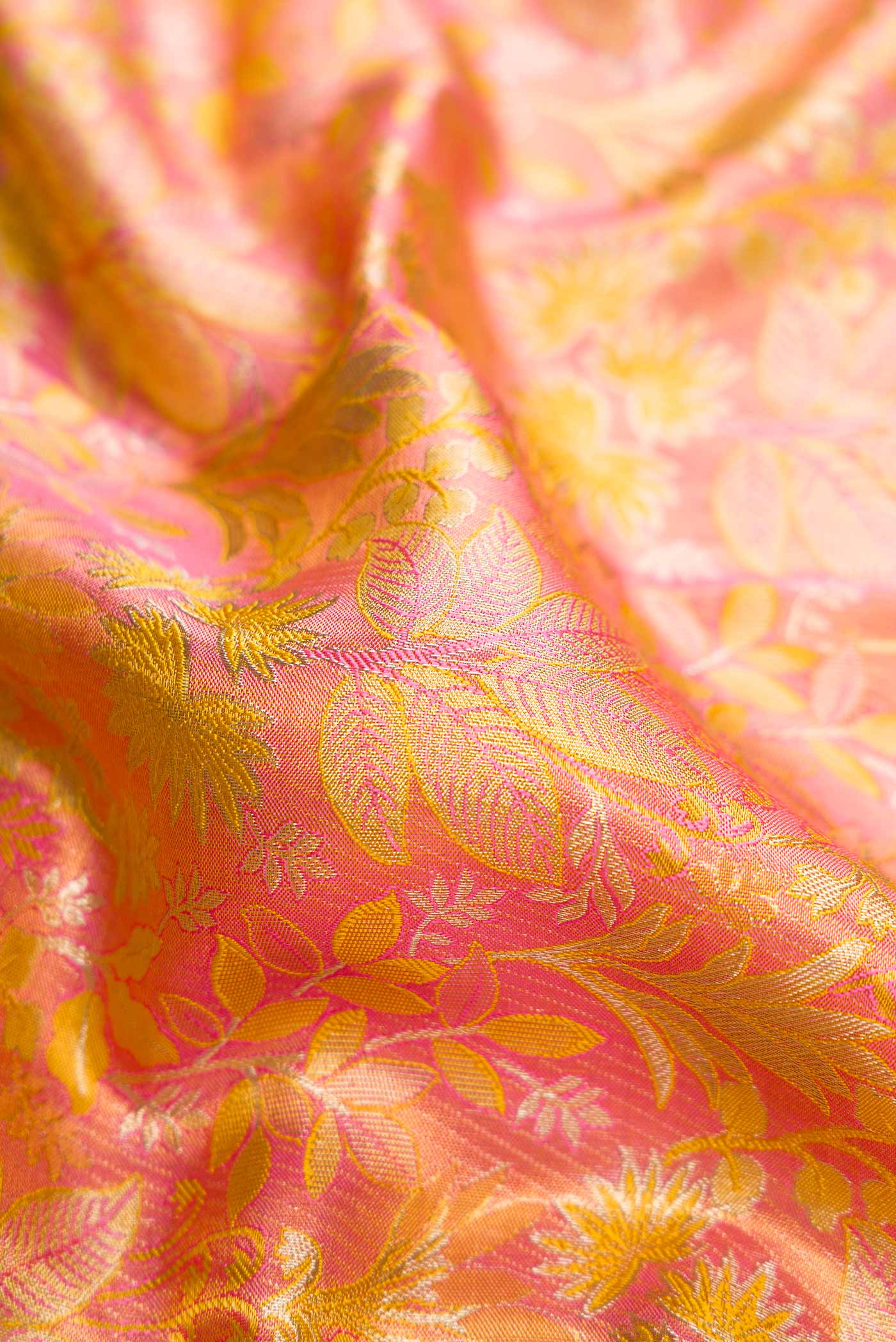 Coral Dual Tone Kanchipuram Tissue Silk Saree - Image 2