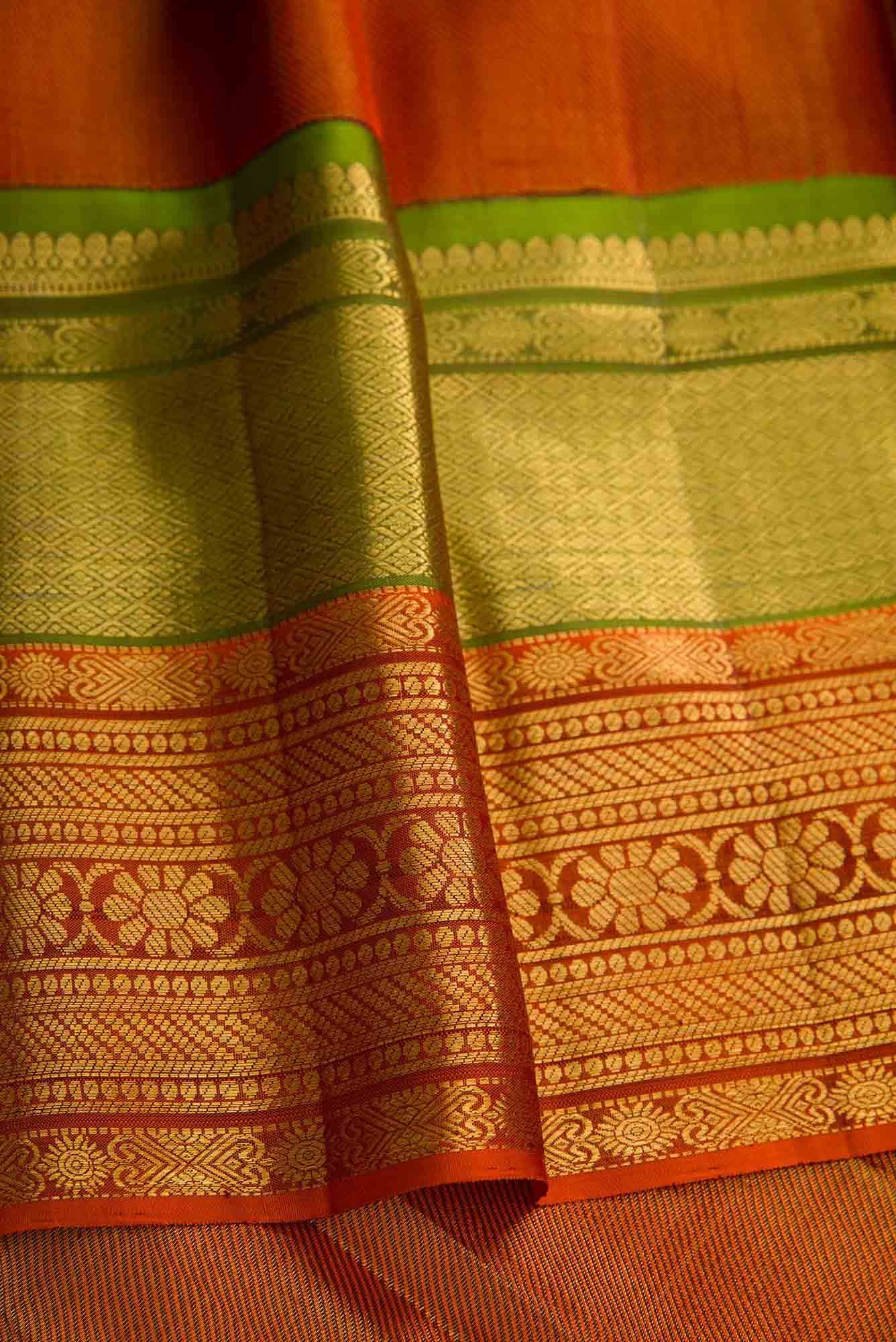 Pink Dual Tone Kanjivaram Tissue Silk Saree - Image 6