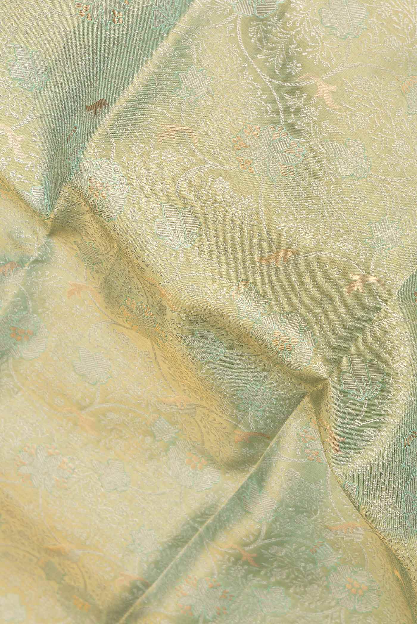 Pista Green Dual Tone Kanjivaram Saree - Image 2