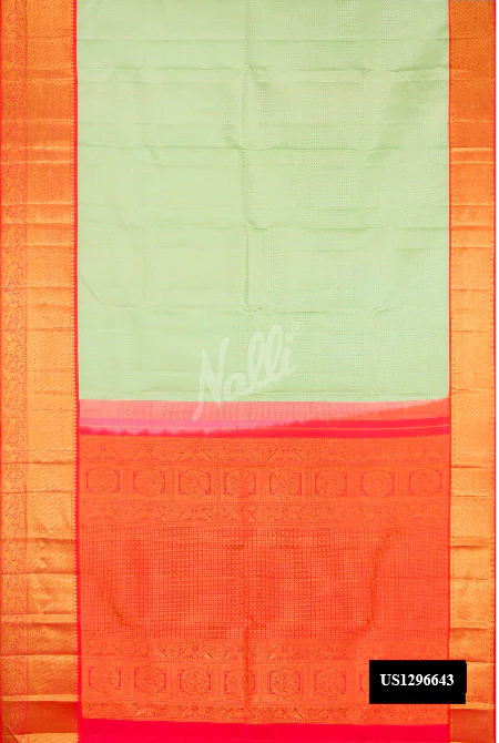 Pista Green Dual Tone Kanchipuram Silk Saree