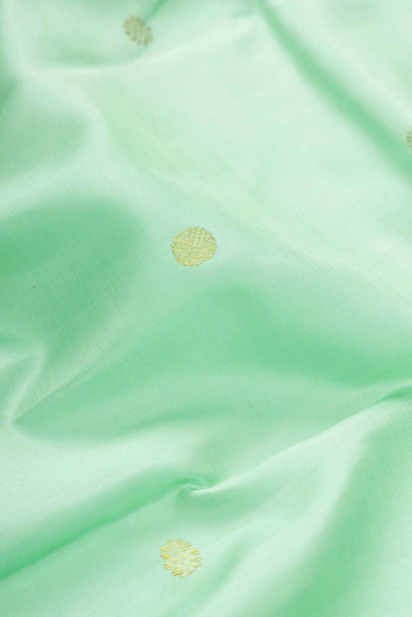 Pure Silk Pure Zari Pista Green Dual Tone Kanjivaram Saree - Image 3