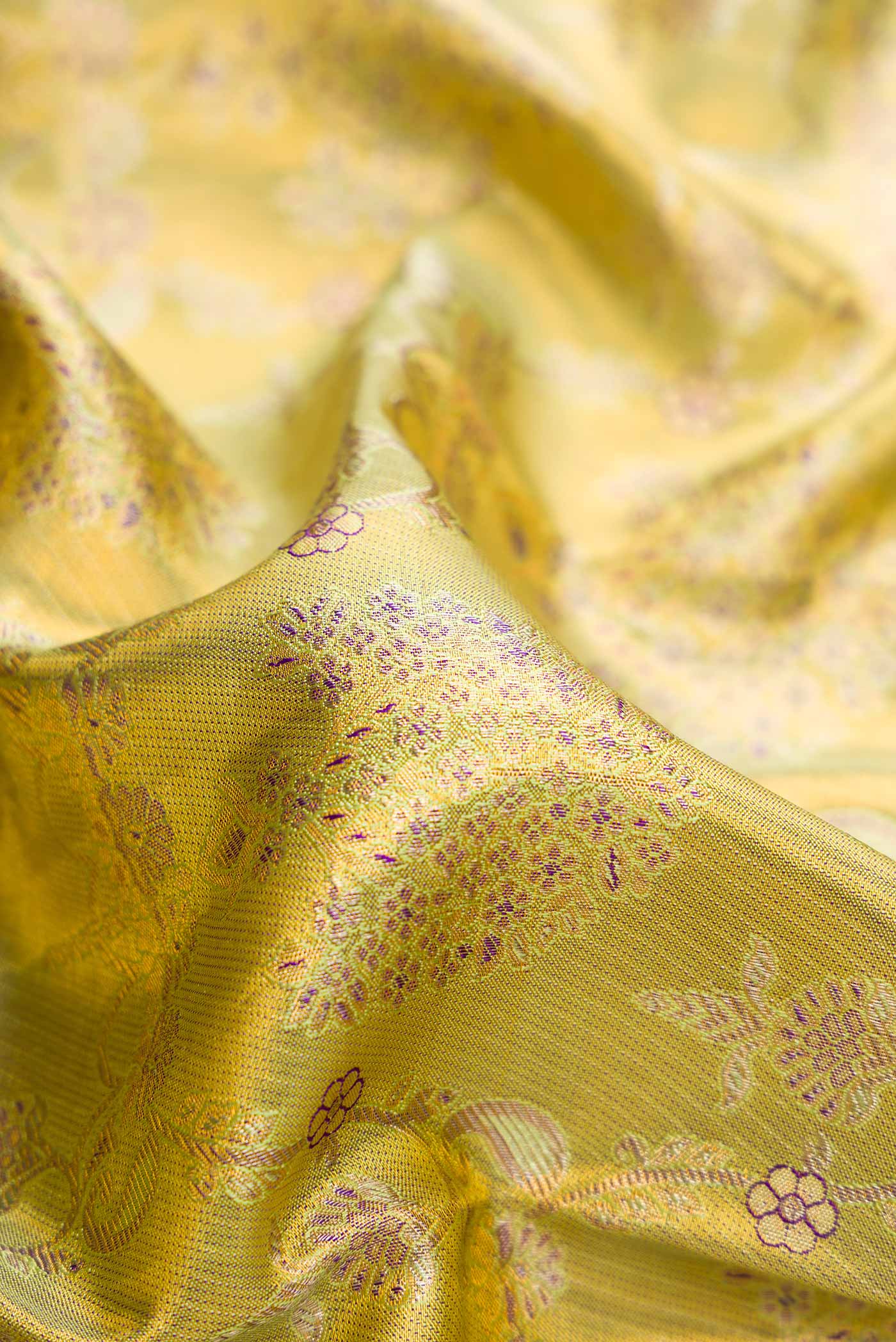 Gold with Lemon Yellow Color Kanchipuram Tissue Silk Saree - Image 2