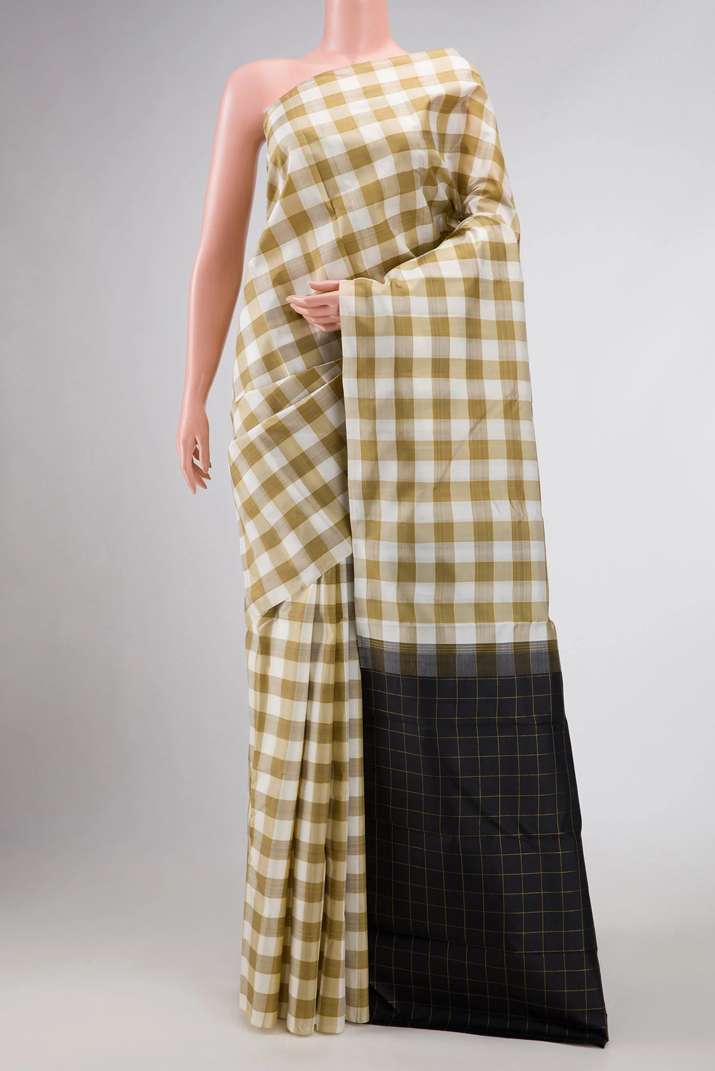 Pure Silk Pure Zari Green and Off White Color Kanjivaram Saree