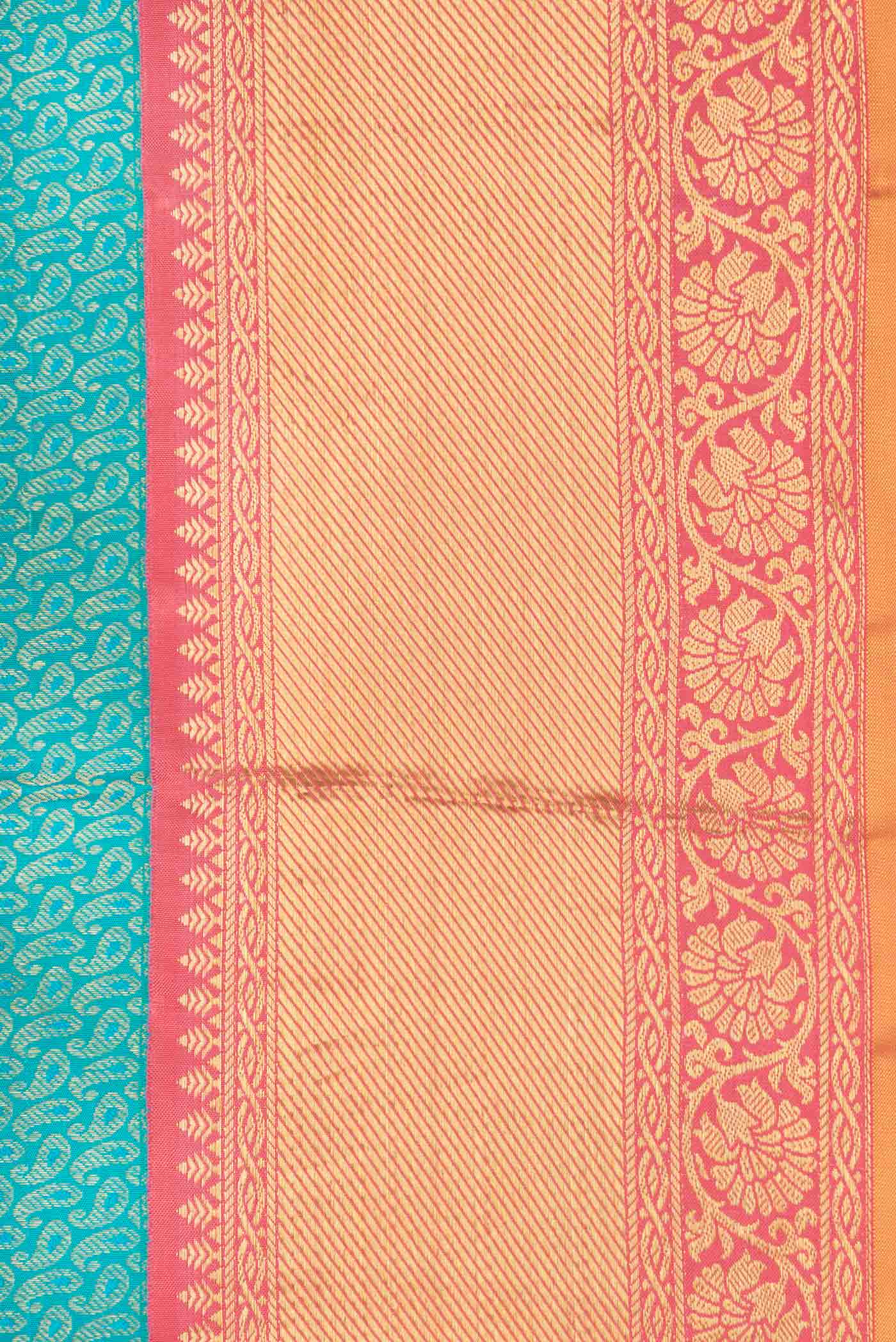 Pure Silk Pure Zari Green Dual Tone Kanjivaram Saree - Image 3