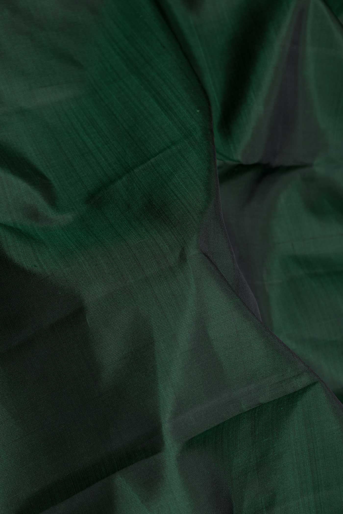Pure Silk Pure Zari Green Dual Tone Kanjivaram Saree - Image 2