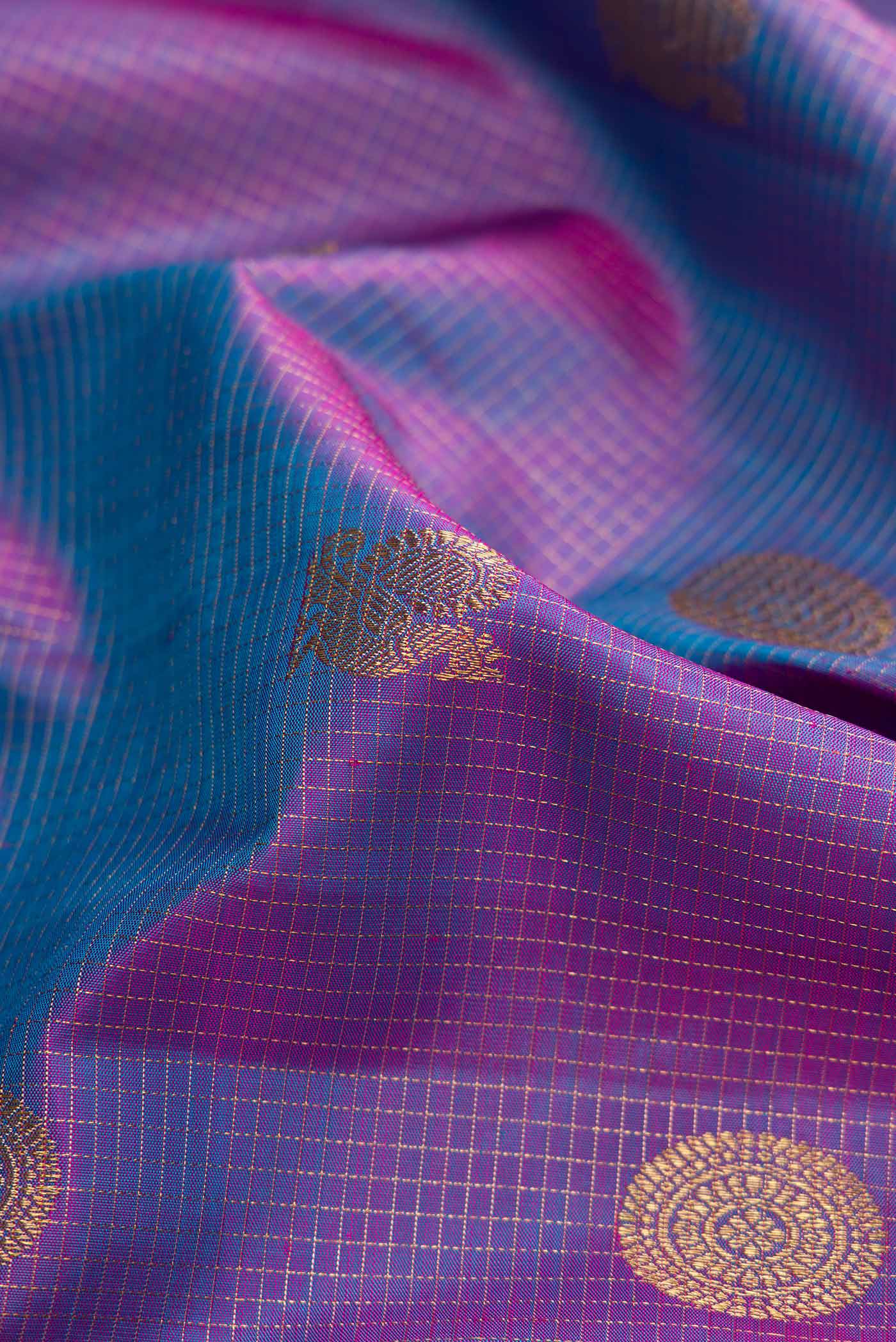 Pure Silk Pure Zari Lavender Dual Tone Kanjivaram Saree - Image 2