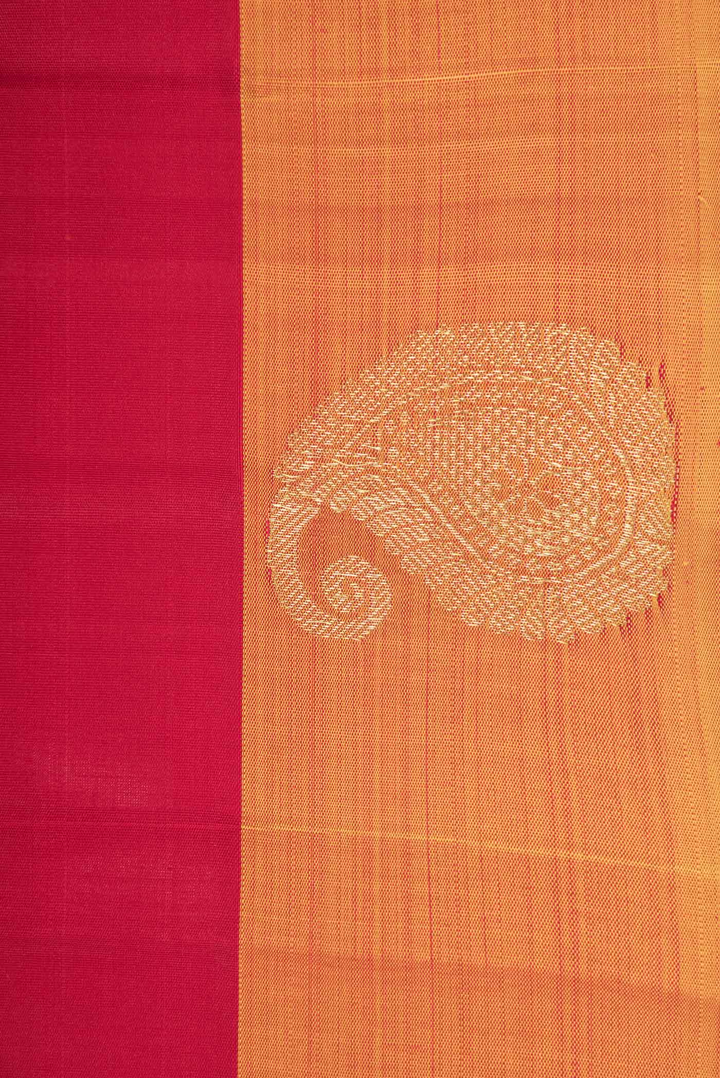 Pure Silk Pure Zari Maroon Dual Tone Kanjivaram Saree - Image 3