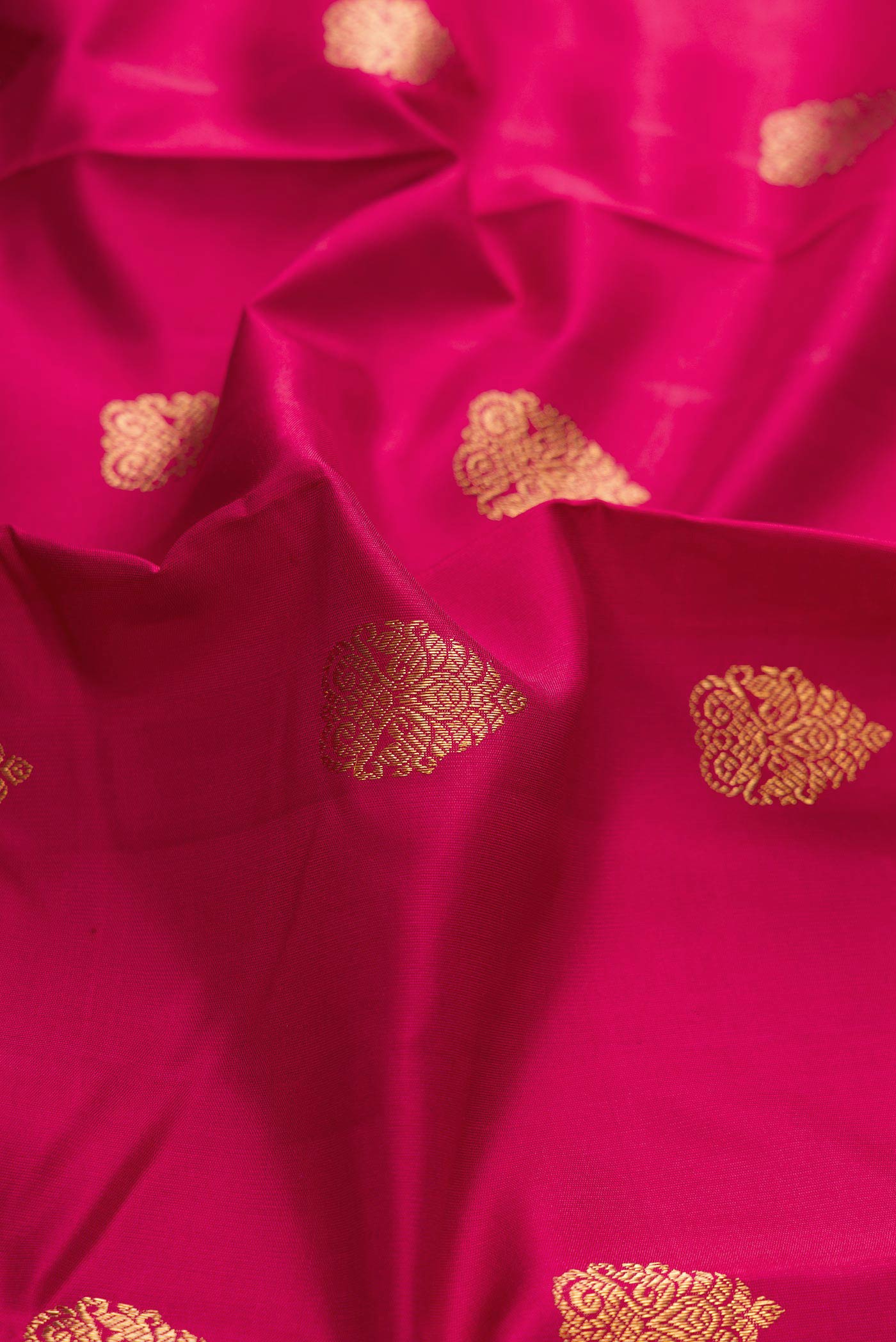 Pure Silk Pure Zari Maroon Dual Tone Kanjivaram Saree - Image 2