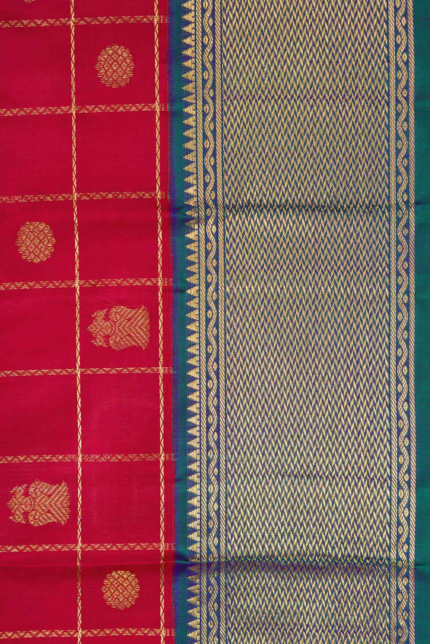 Pure Silk Pure Zari Maroon Dual Tone Kanjivaram Saree - Image 3