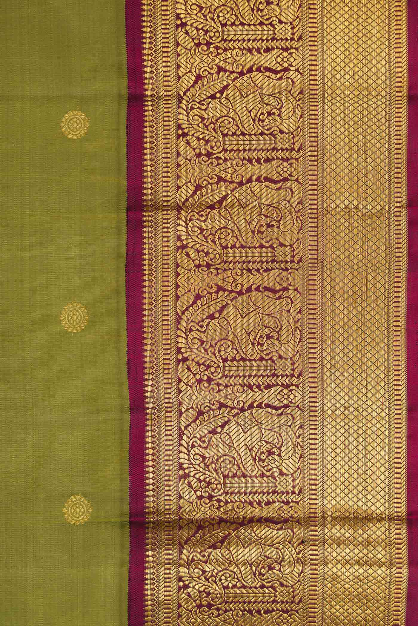 Pure Silk Pure Zari Mehandi Green Dual Tone Kanjivaram Saree - Image 3