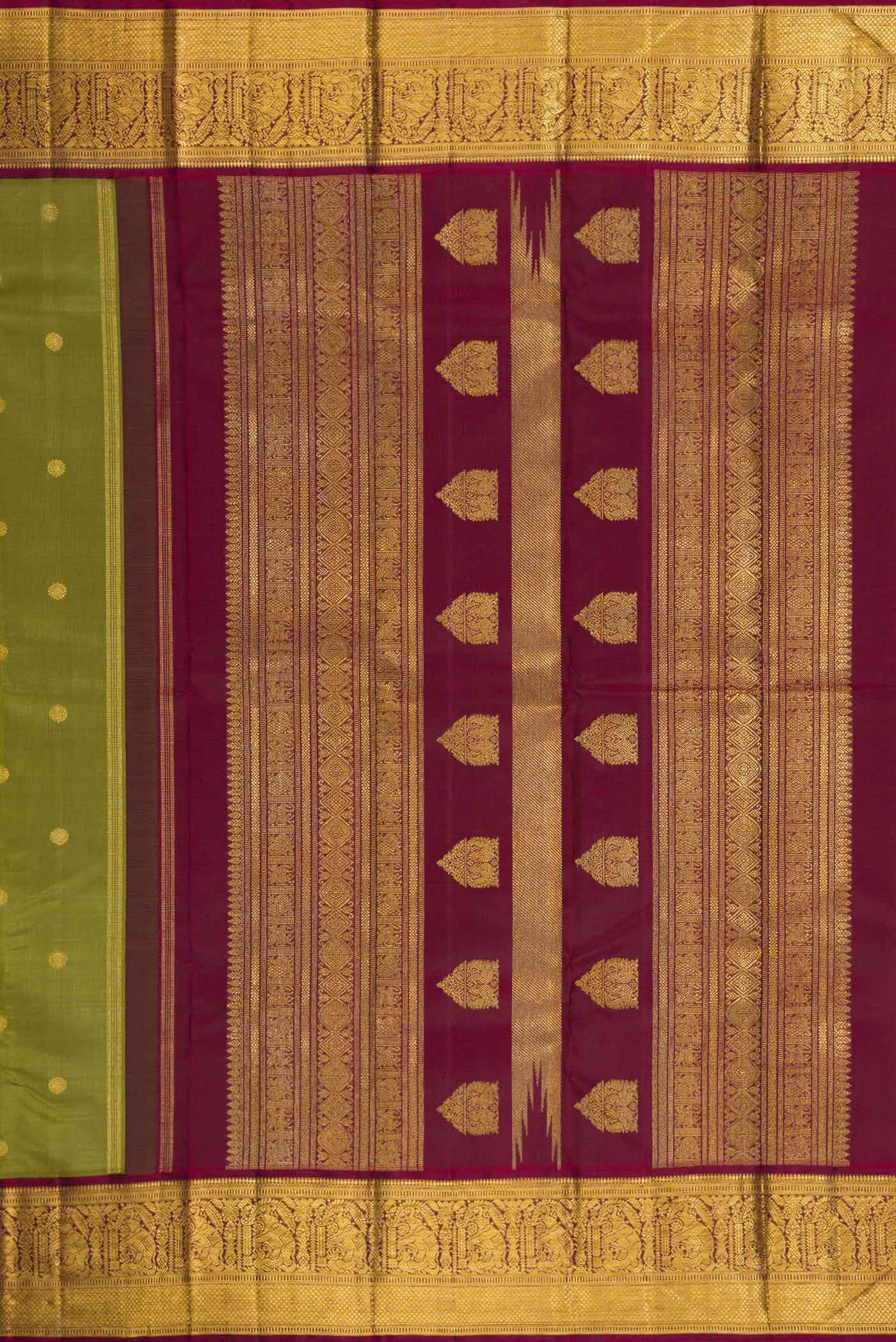 Pure Silk Pure Zari Mehandi Green Dual Tone Kanjivaram Saree - Image 7
