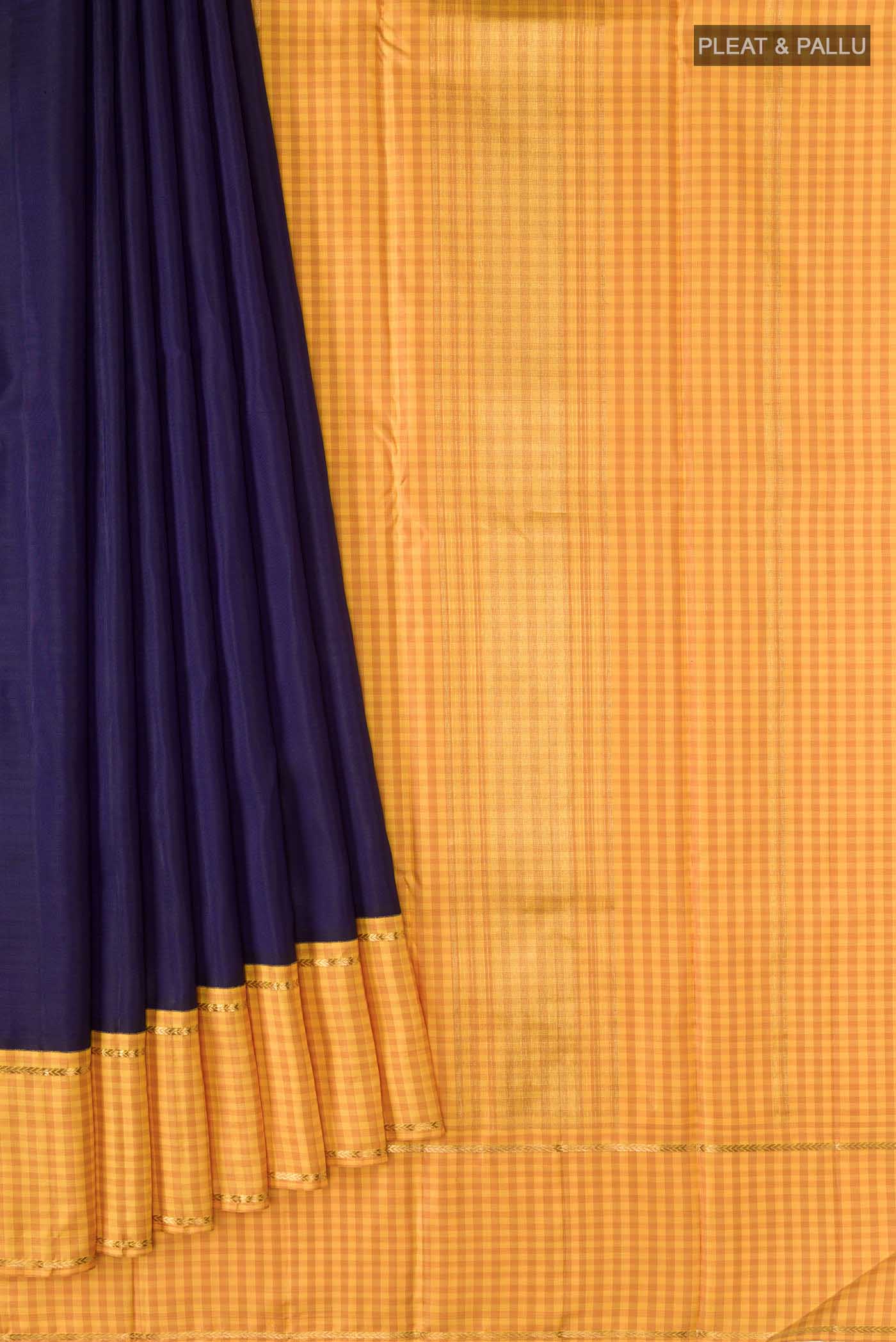 Pure Silk Pure Zari Navy Blue Kanjivaram Saree - Image 4
