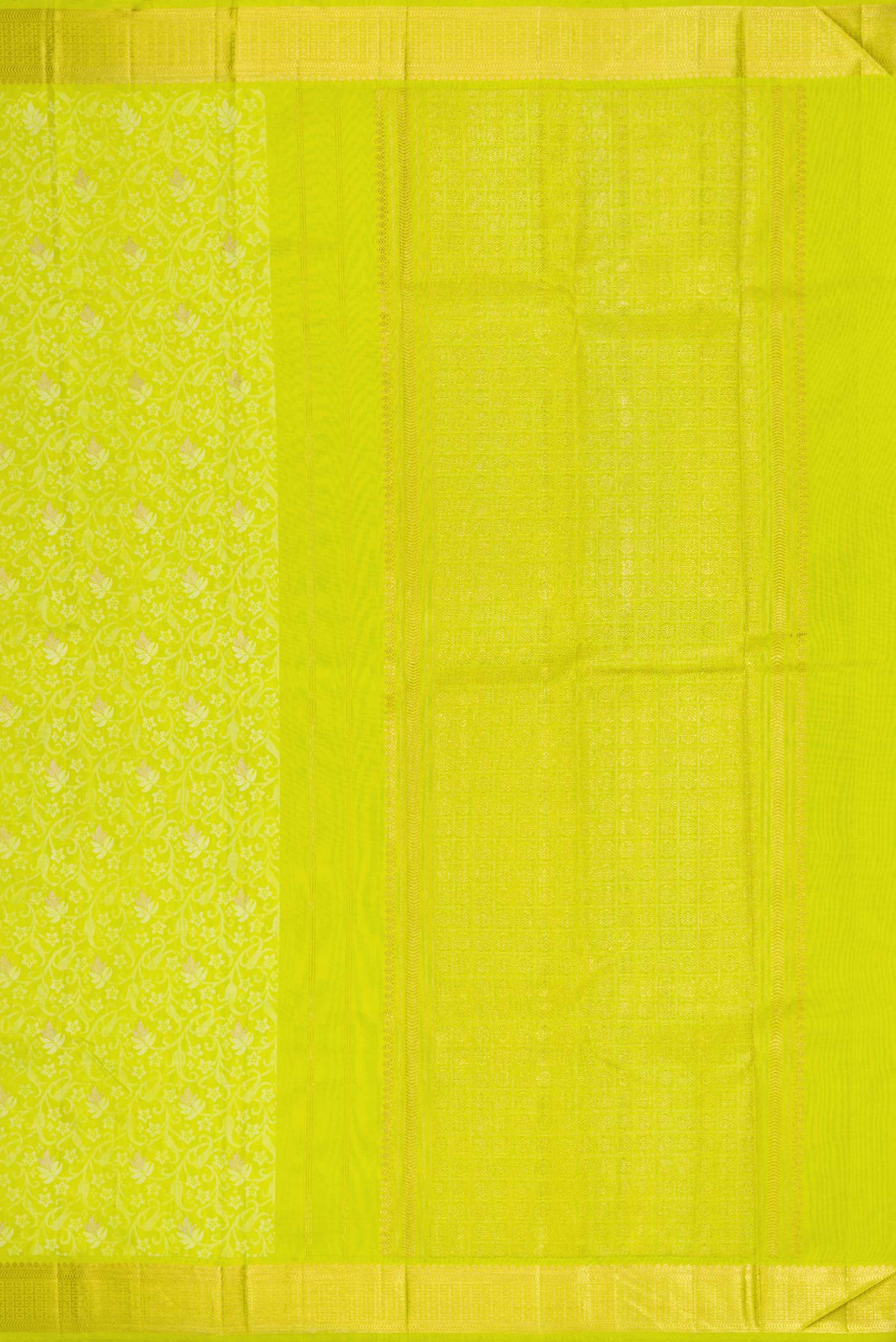 Pure Silk Pure Zari Parrot Green Kanchipuram Saree - Image 7