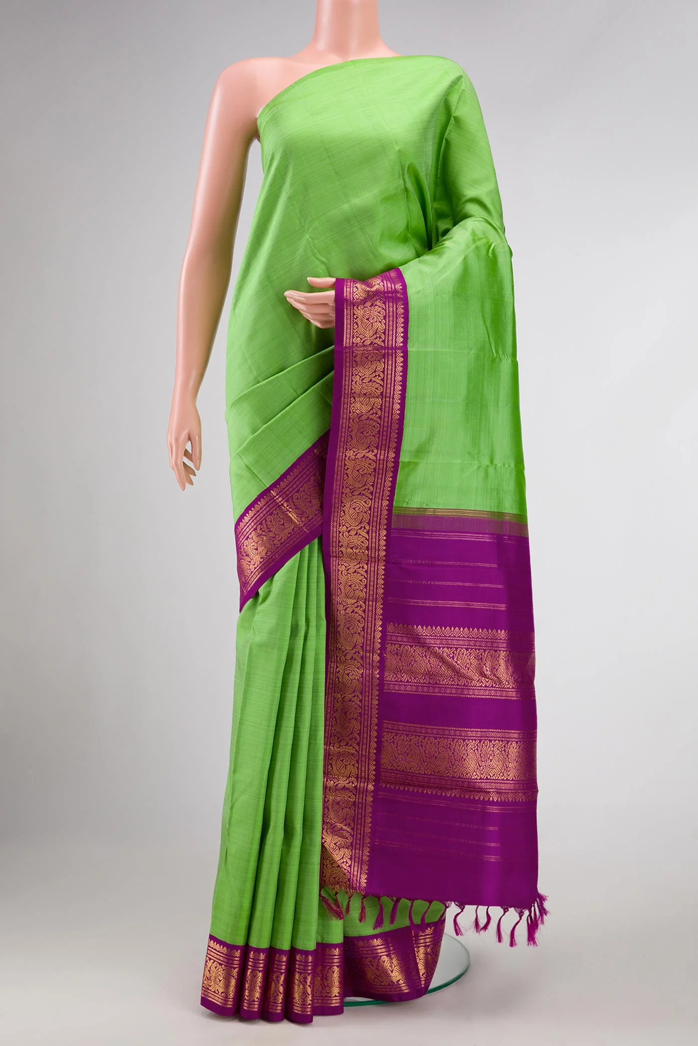 Pure Silk Pure Zari Parrot Green Dual Tone Kanjivaram Saree