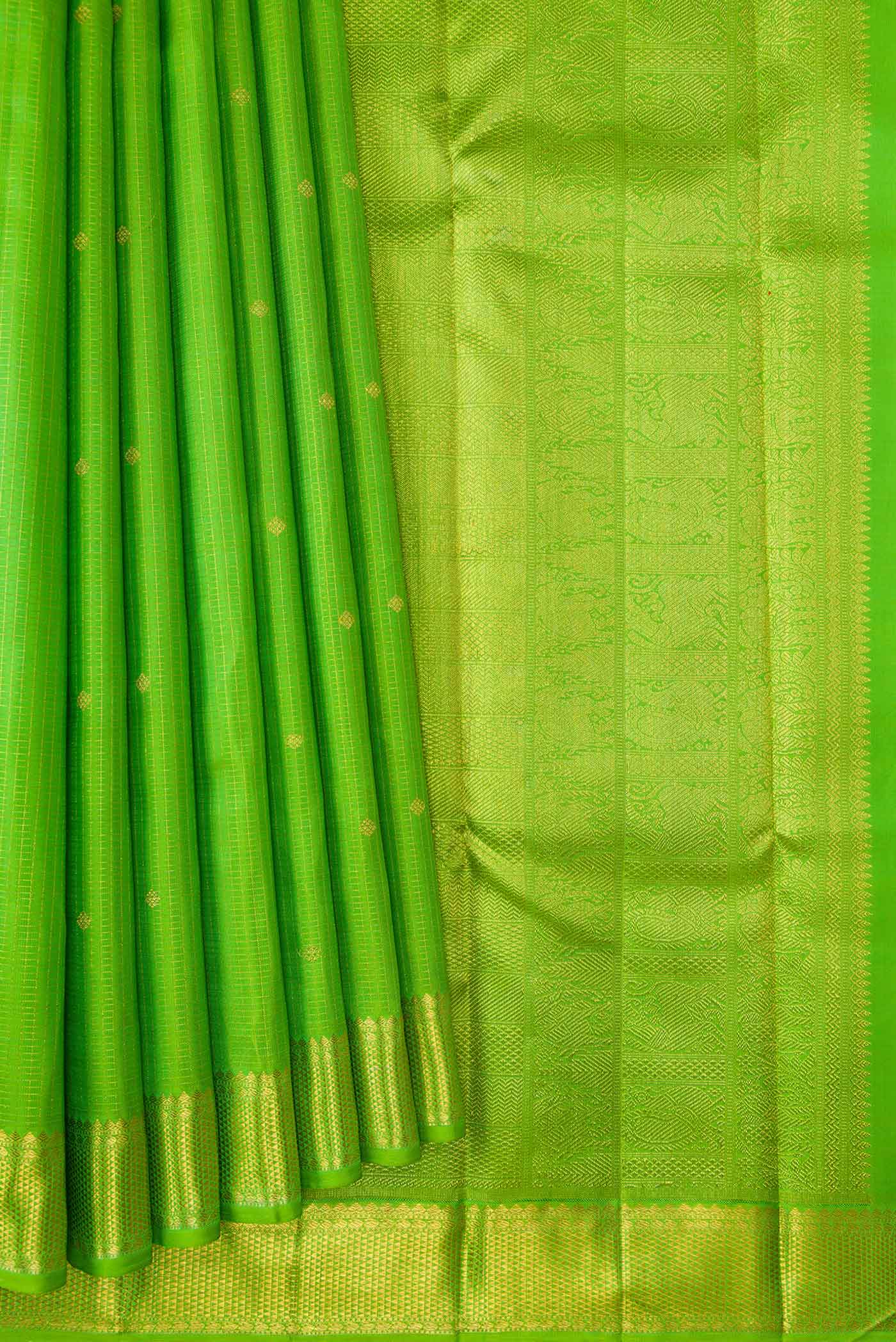 Pure Silk Pure Zari Parrot Green Dual Tone Kanjivaram Saree - Image 4