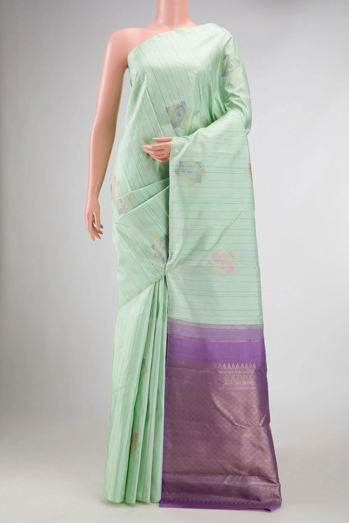 Pure Silk Pure Zari Pista Green Dual Tone Kanjivaram Saree